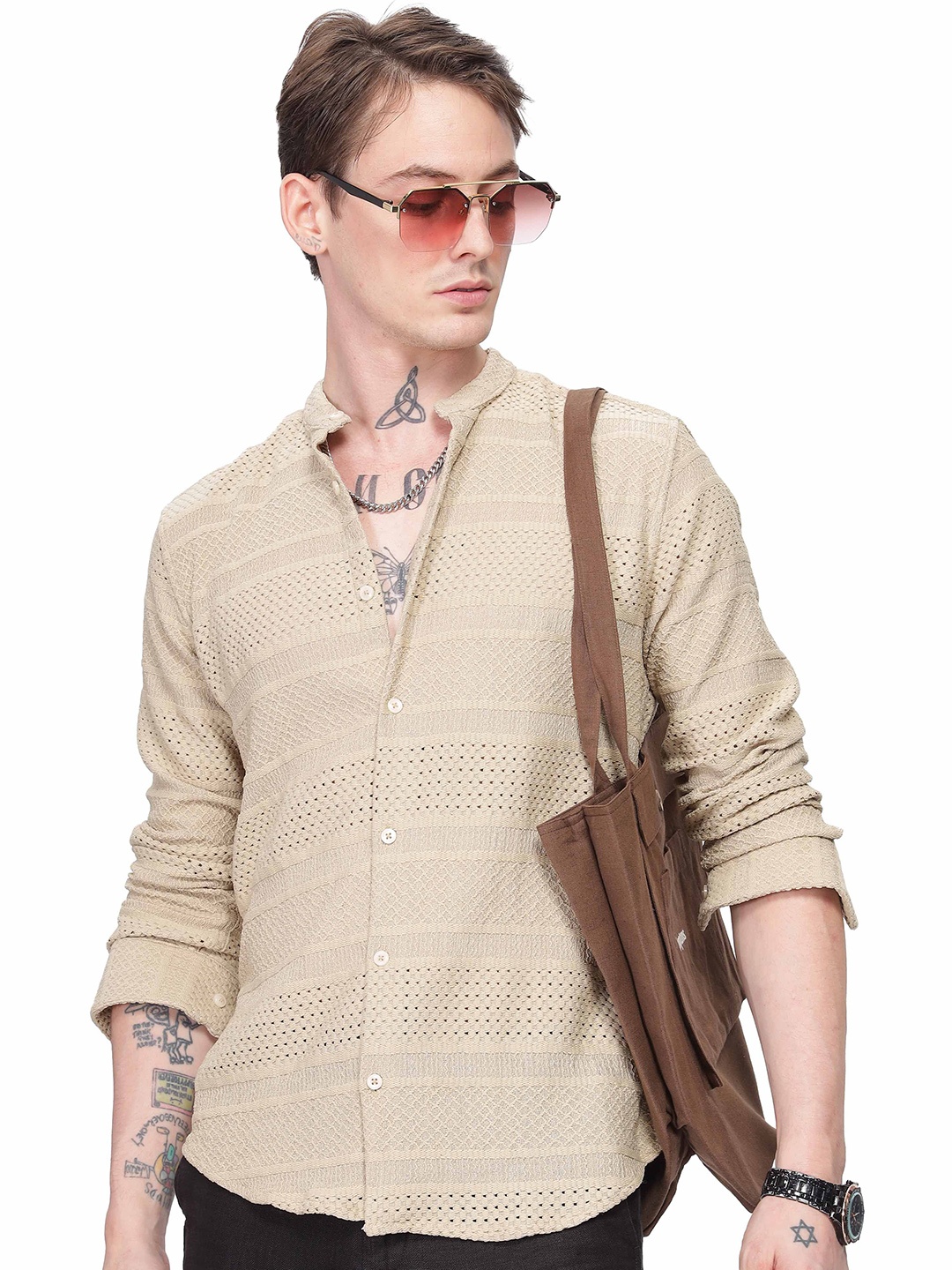

ilyzly Men Standard Spread Collar Solid Cotton Casual Shirt, Beige
