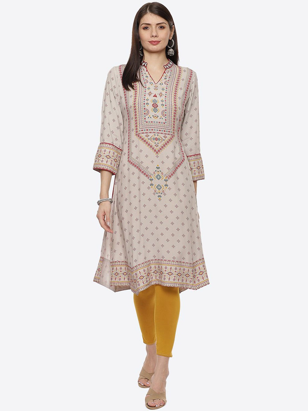 

Lakshita Ethnic Motifs Printed Mandarin Collar Straight Kurta, Orange