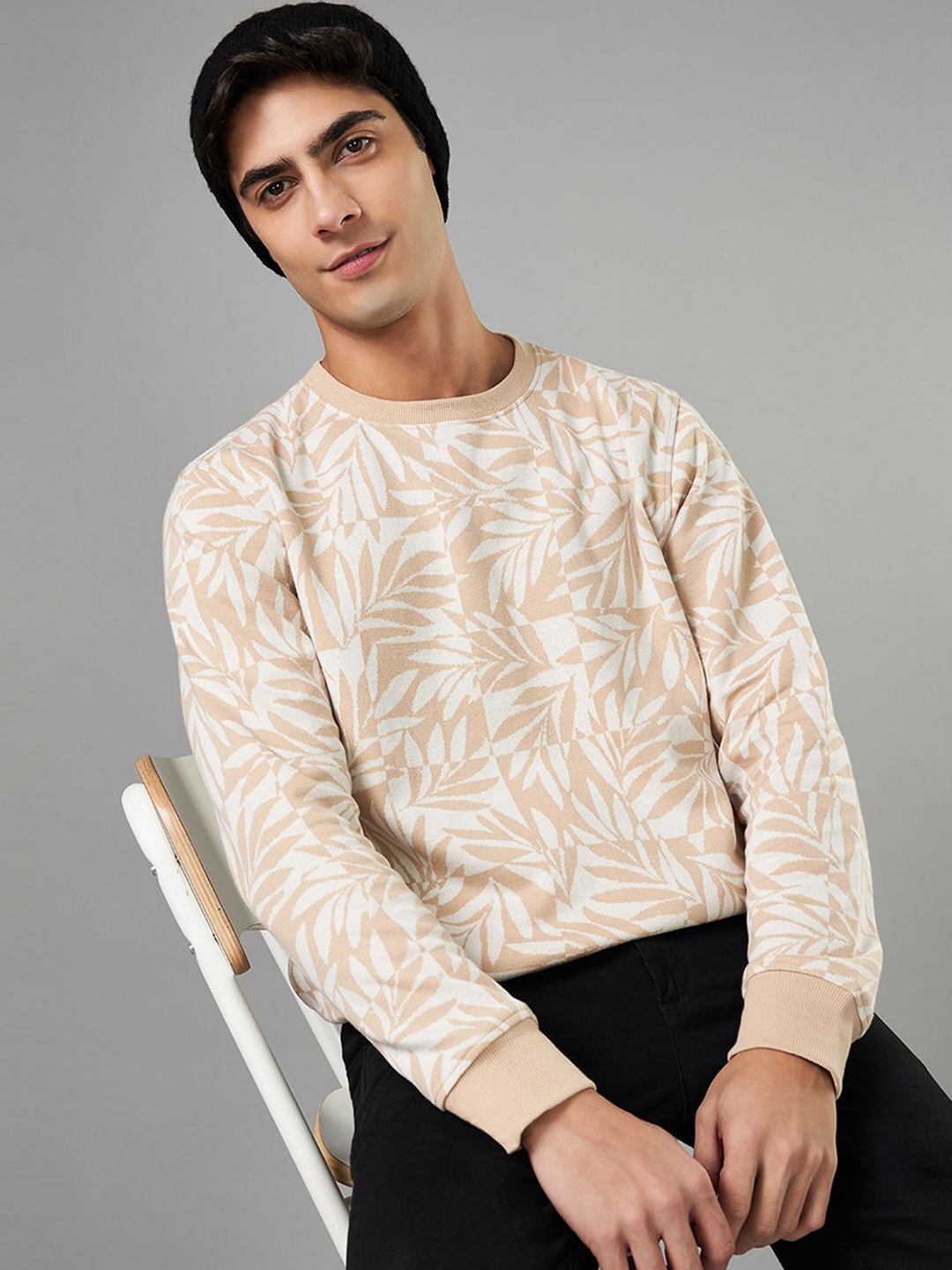 

BYFORD by Pantaloons Men Abstract Printed Cotton Sweatshirt, White