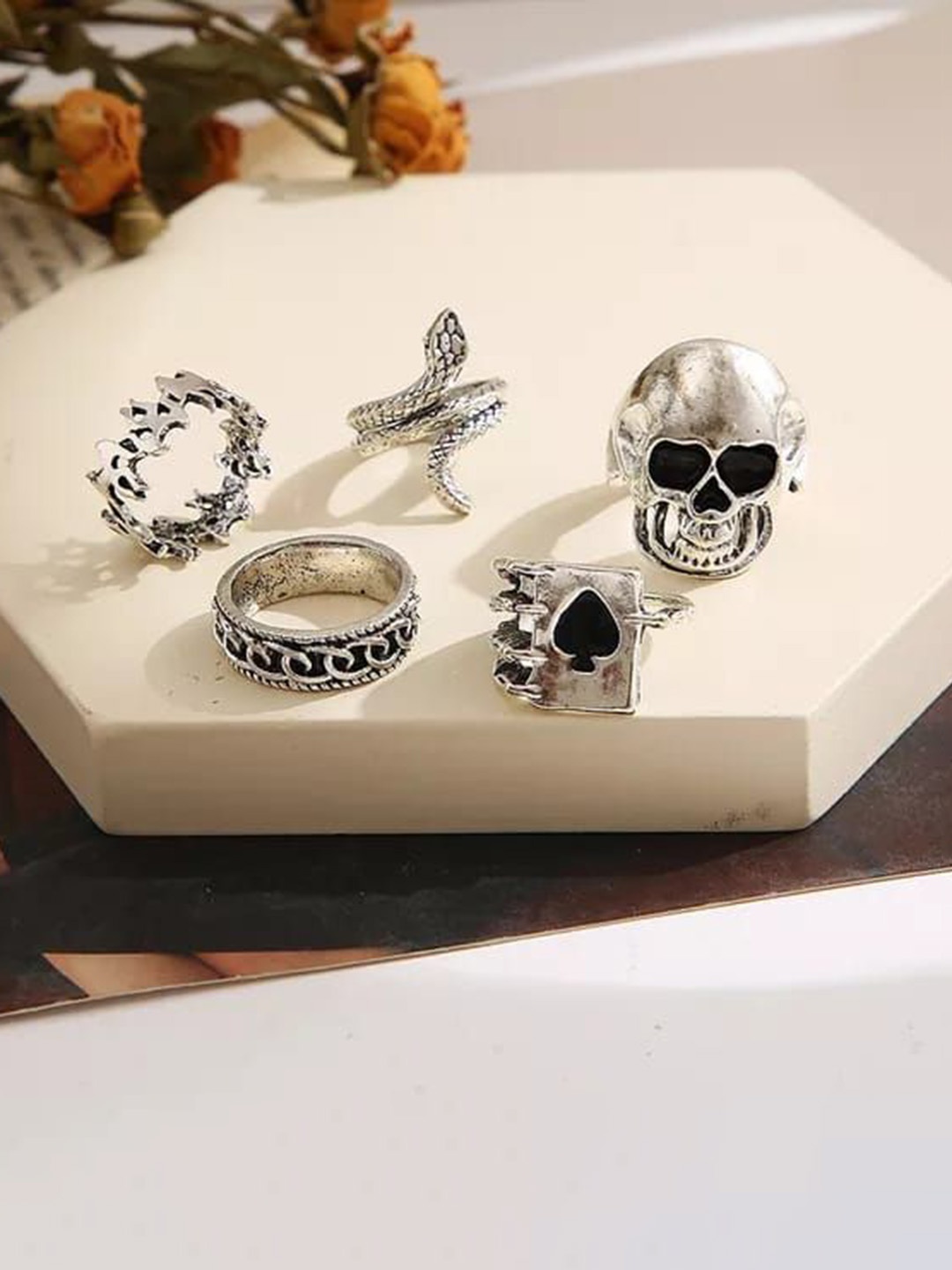 

YU FASHIONS Set Of 5 Silver-Plated Stainless Steel Finger Rings