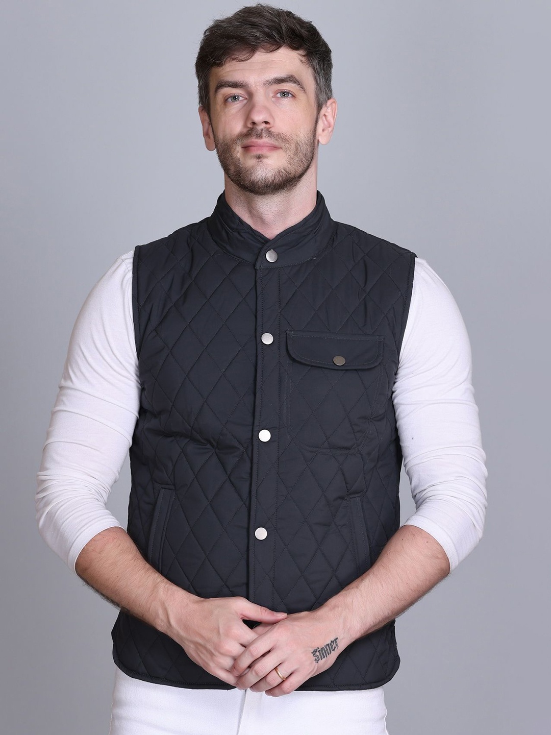 

Roadking Men Colourblocked Polyester Lightweight Longline Bomber Jacket, Charcoal