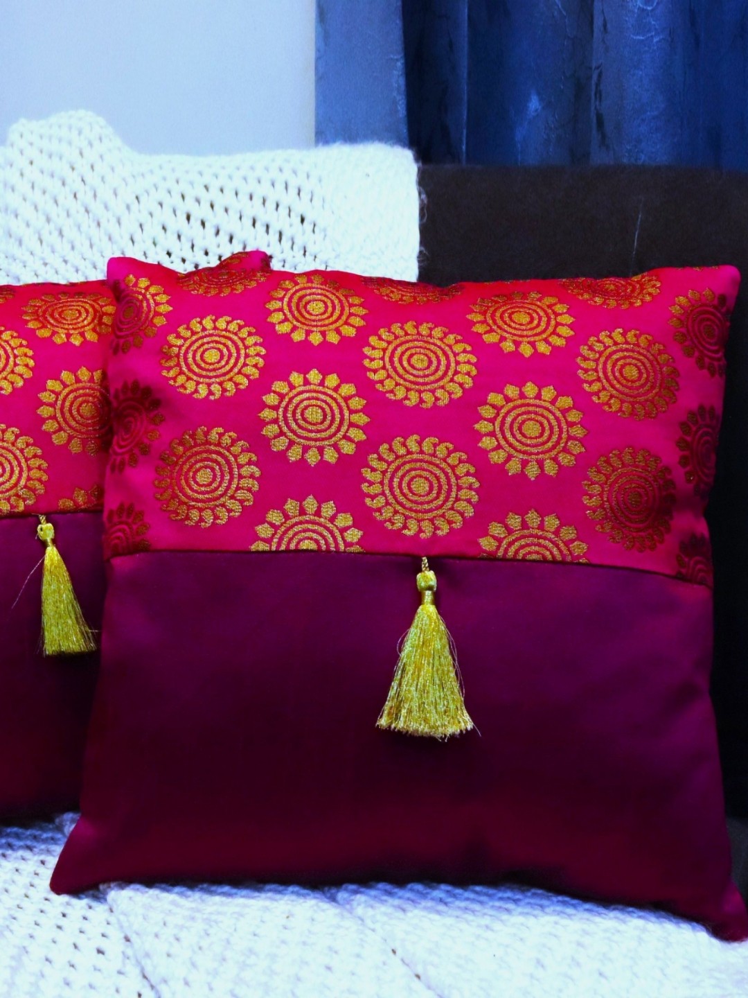 

HOME9INE Fuchsia Set of 2 Floral Square Cushion Covers