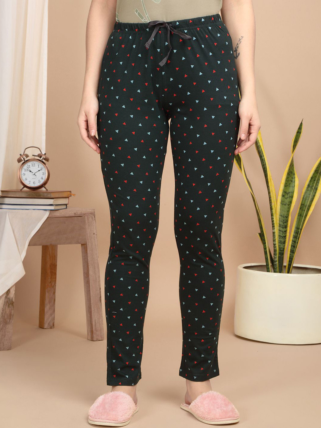 

Sweet Dreams Women Cotton Printed Lounge Pants, Green