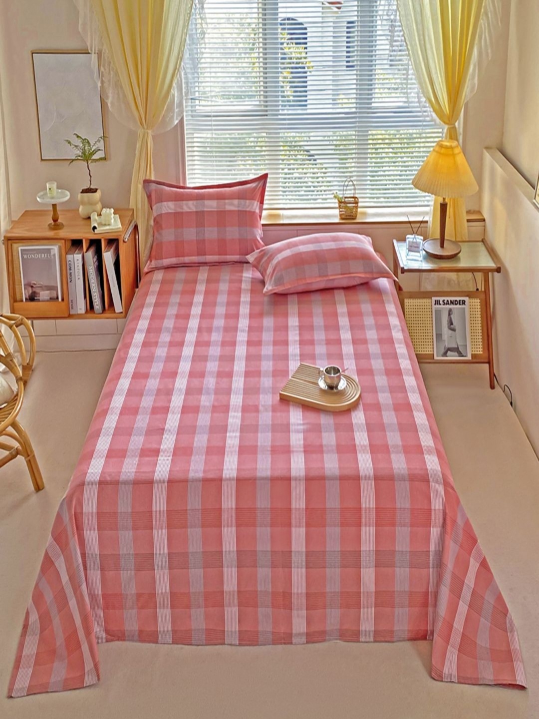 

JC HOME Pink & White Geometric Queen Bedsheet with 2 Pillow Covers