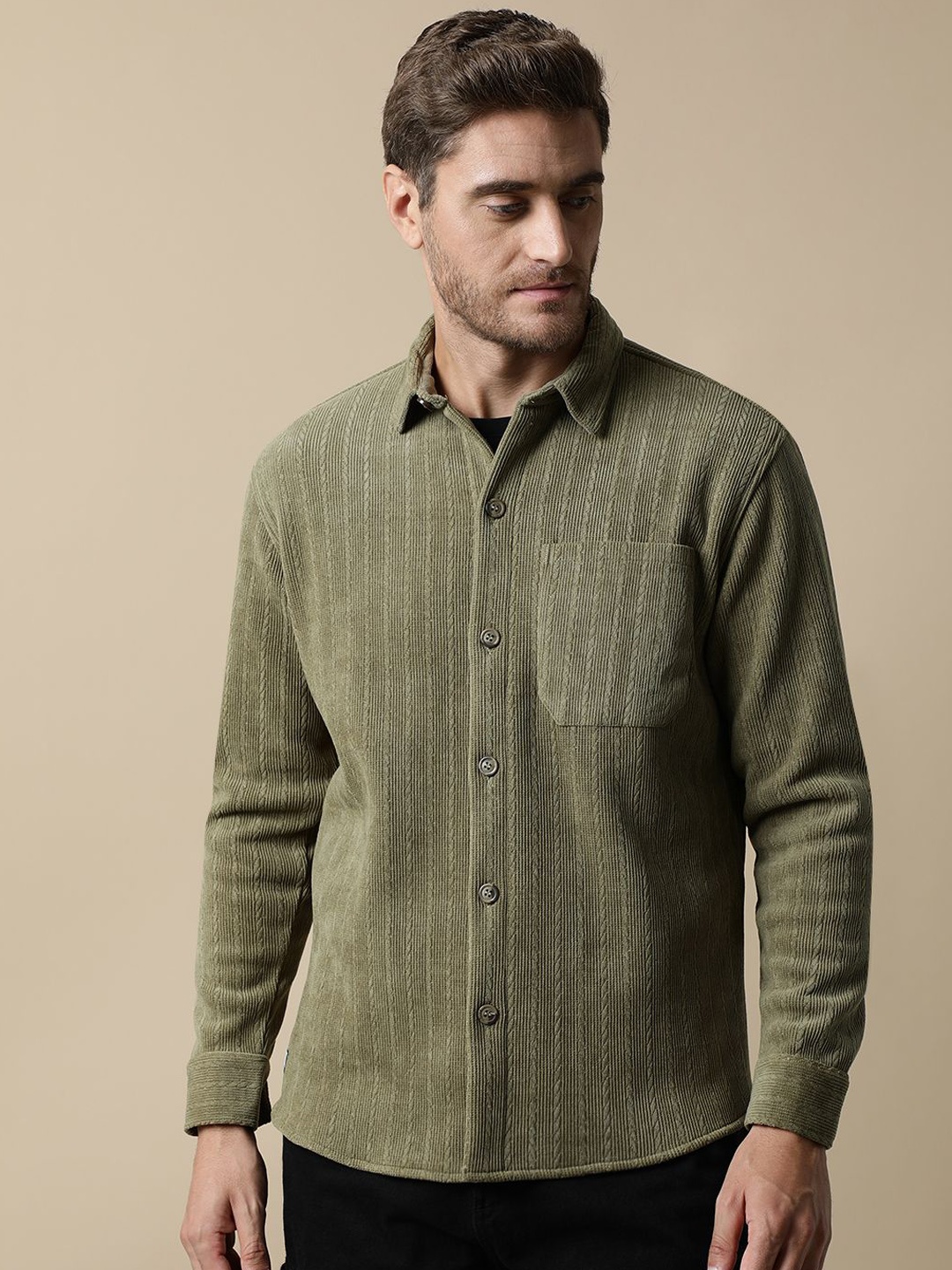 

Fort Collins Men Spread Collar Self Design Corduroy Casual Open Front Jacket, Sea green