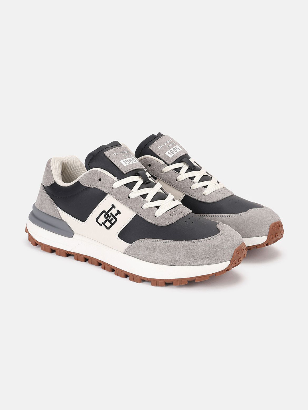 

United Colors of Benetton Men Perforations PU Sneakers, Grey