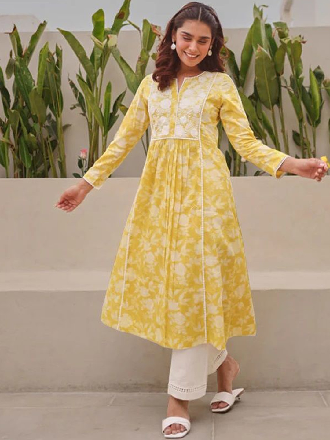 

GoSriKi Floral Printed Chikankari Pleated Anarkali Kurta, Yellow