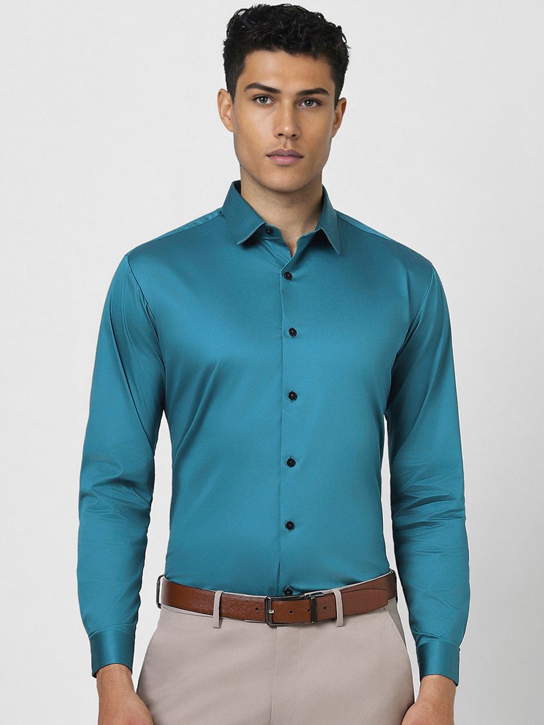 

V Dot Men Spread Collar Solid Cotton Slim Fit Formal Shirt, Teal