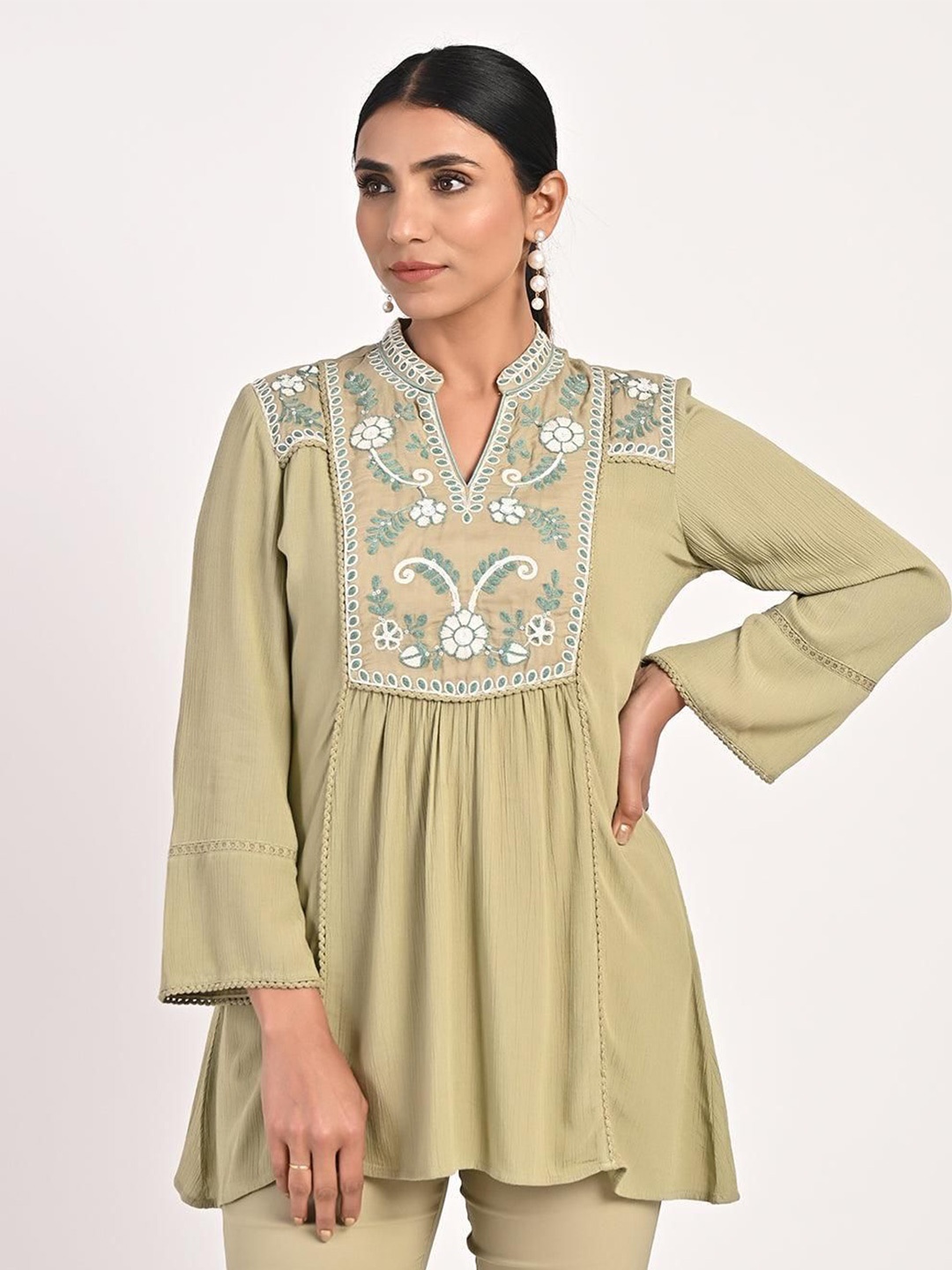 

Lakshita Women Mandarin Collar Embroidered Tunic, Green
