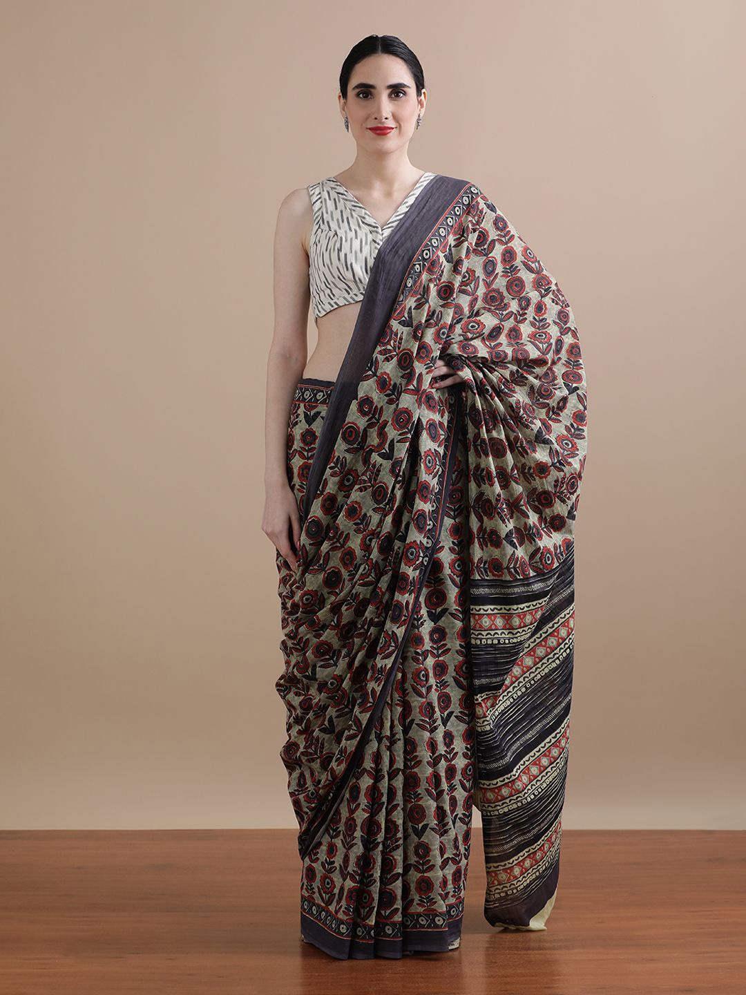 

Jaipur Kurti Floral Printed Pure Cotton Saree, Green