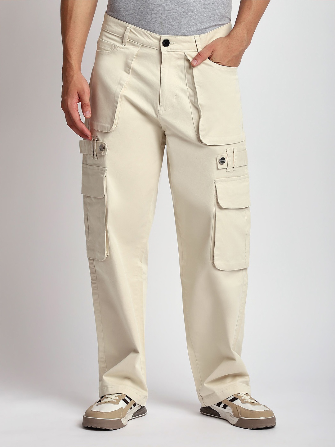 

Beyoung Men Cotton Cargo Trouser, Cream