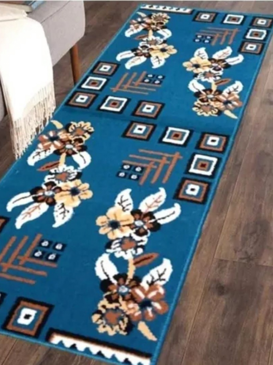 

Samjeeda Handloom carpets Blue & Black Floral Printed Anti-Skid Woollen Carpet