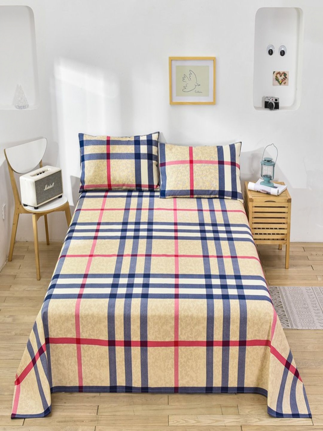 

JC HOME Cream-Coloured & Blue Geometric King Bedsheet with 2 Pillow Covers