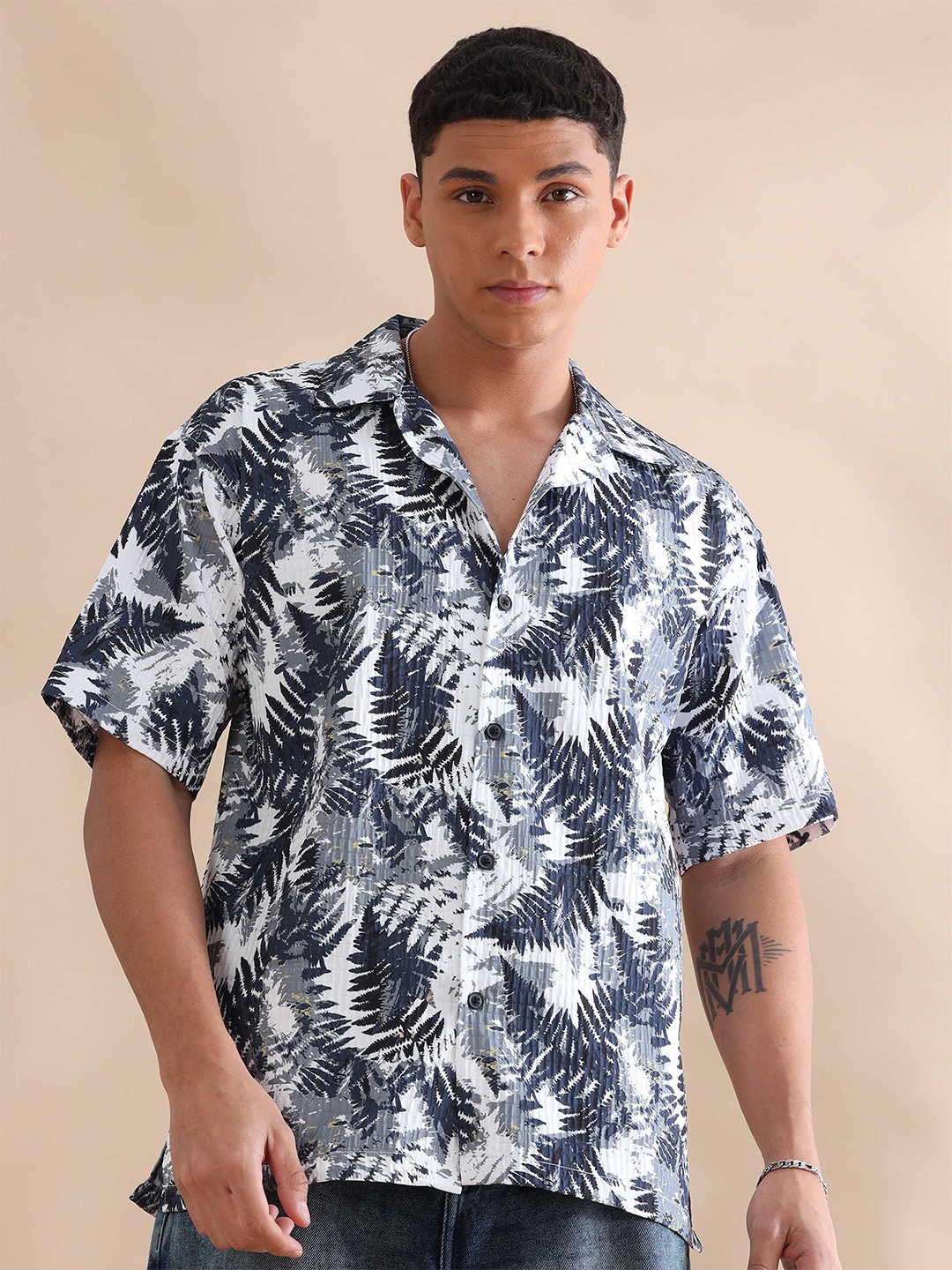 

HOUSE OF MAHNOTS Men Relaxed Cuban Collar Tropical Printed Oversized Casual Shirt, Navy blue