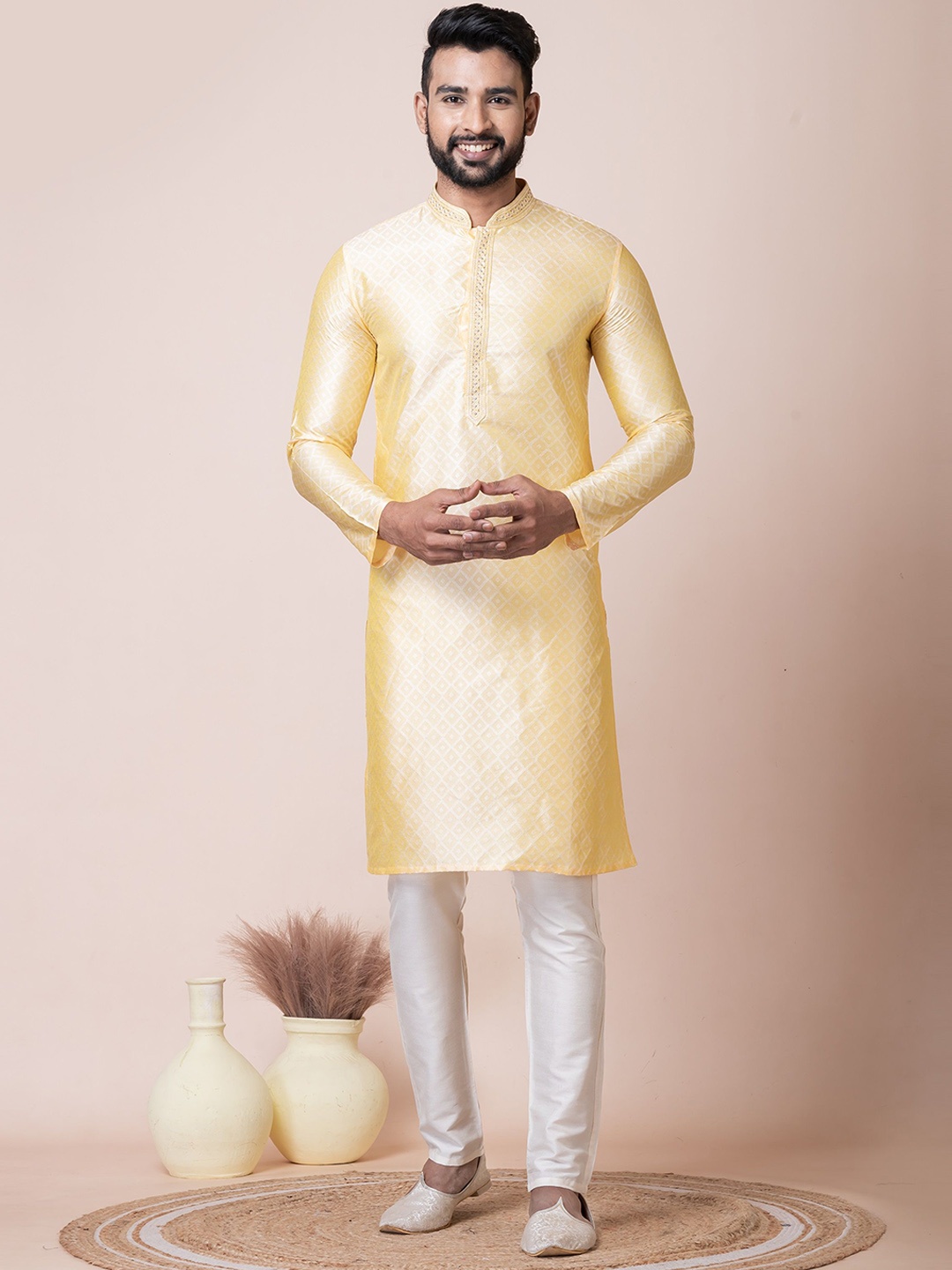 

HERE&NOW Yellow Geometric Woven Design Mandarin Collar Regular Thread Work Straight Kurta
