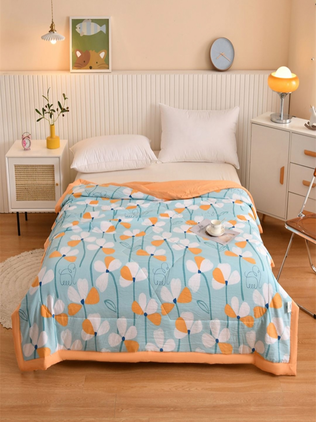 

JC HOME Blue & Orange Colored Floral Printed AC Room 300 GSM Double Bed Quilt