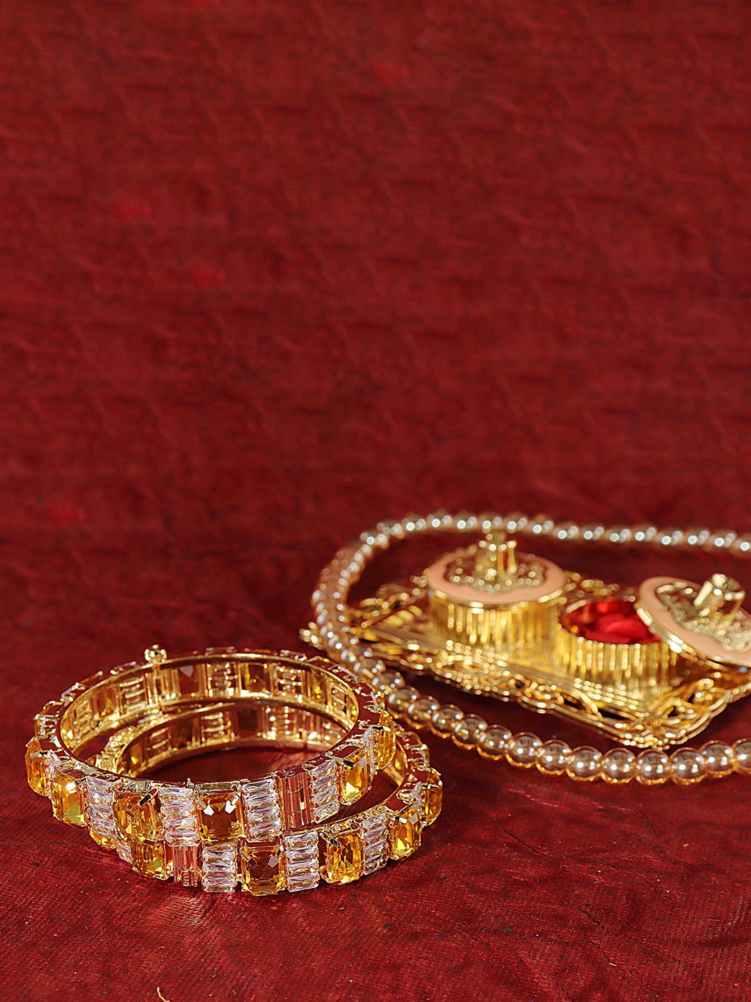 

LAVAZZA Set Of 2 American Diamond-Studded Bangles, Yellow