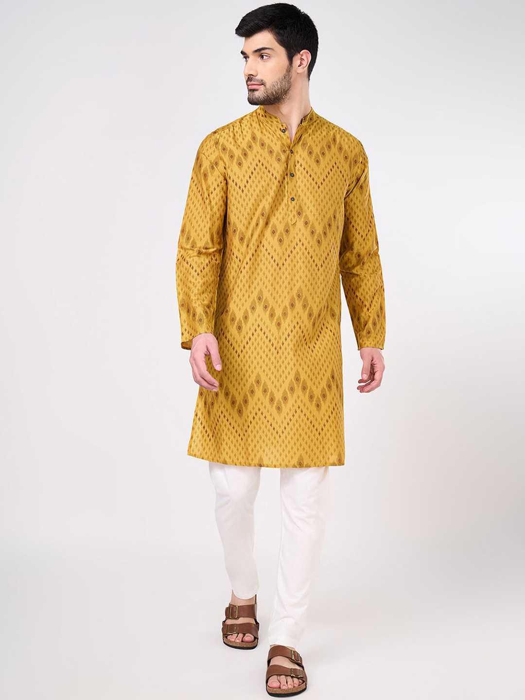 

indus route by Pantaloons Men Thread Work Kurta, Tan