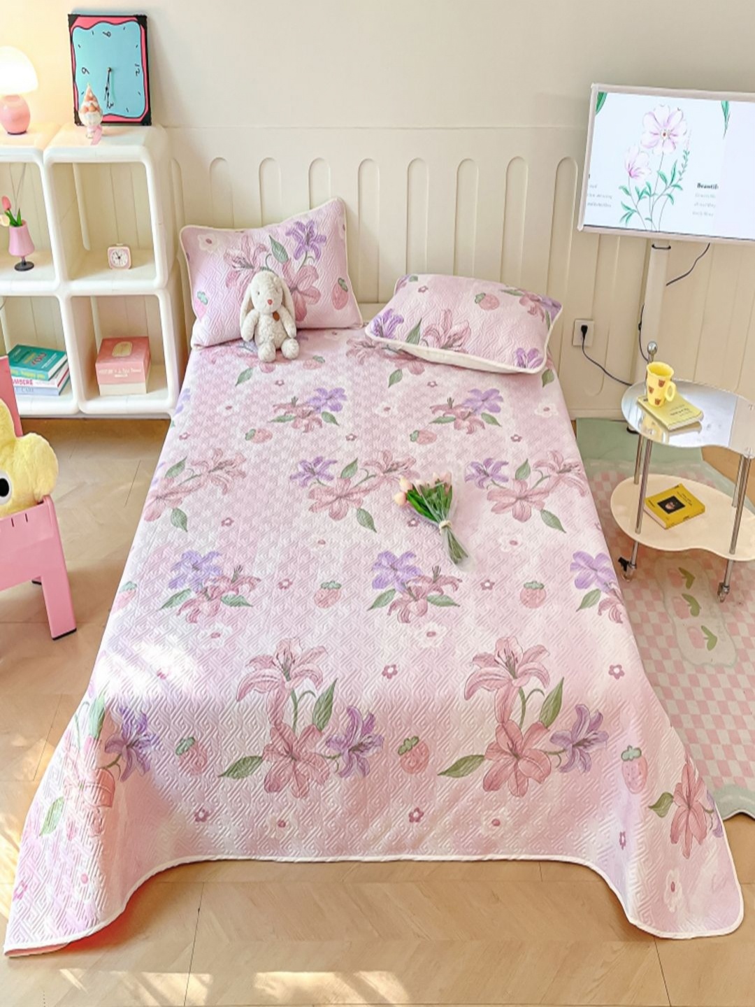 

JC HOME Pink & Purple Floral Printed Pure Cotton 240 TC Double Super King Bed Covers Set