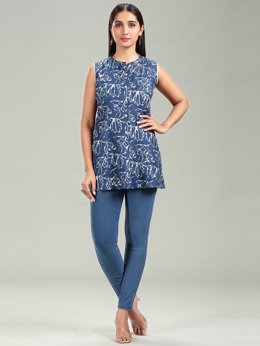 

COTTON CULTURE Women Printed Round Neck Sleeveless Cotton Tunic, Blue