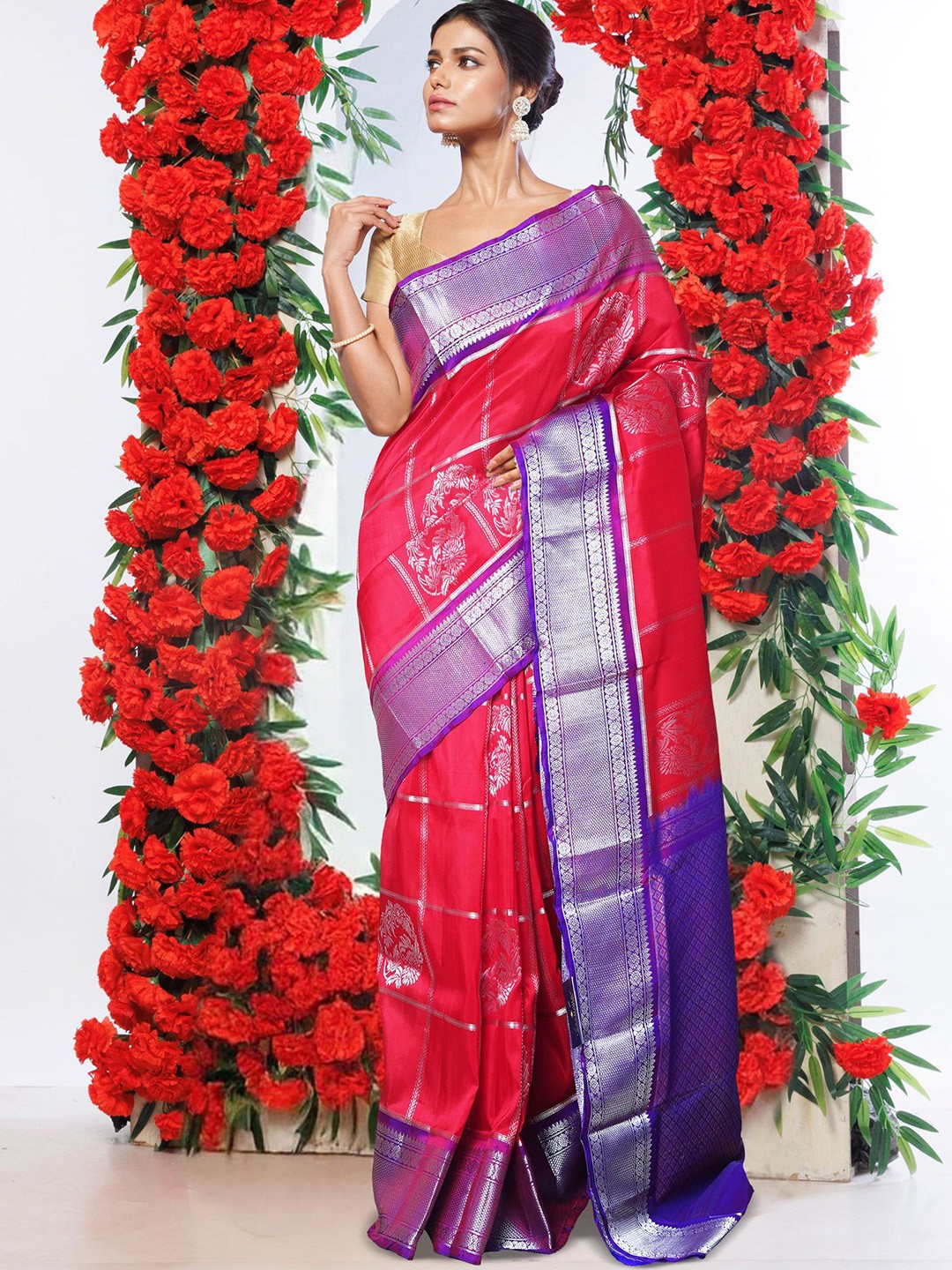 

Unnati Silks Woven Design Pure Silk Kanjeevaram Saree, Red