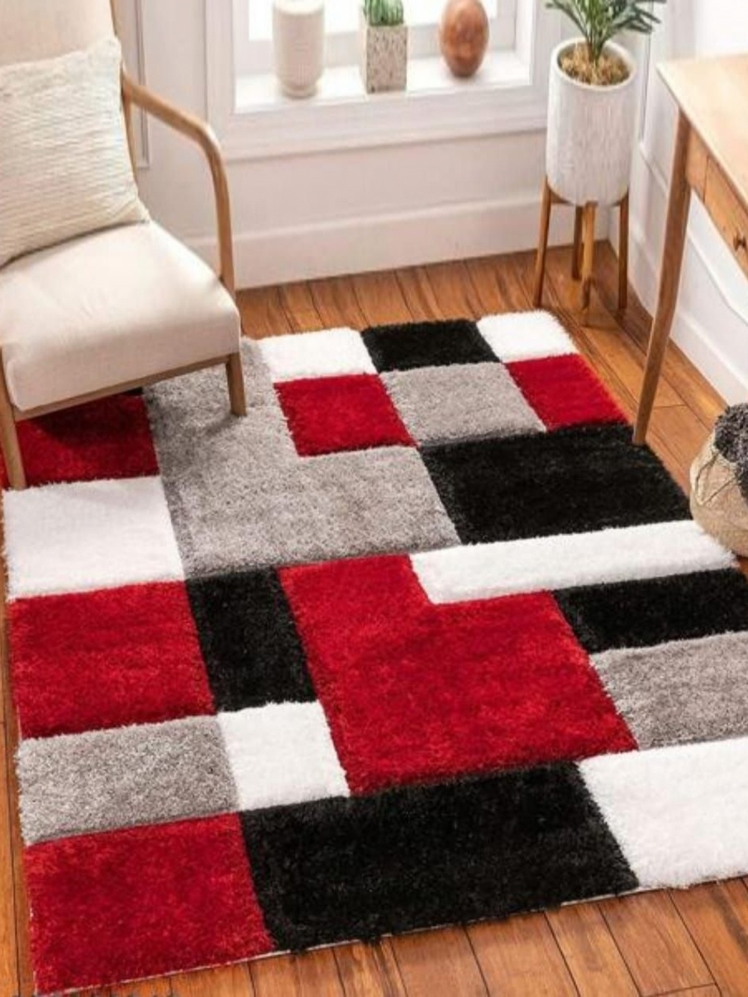

Samjeeda Handloom carpets Red Geometric Anti-Skid Woollen Carpet