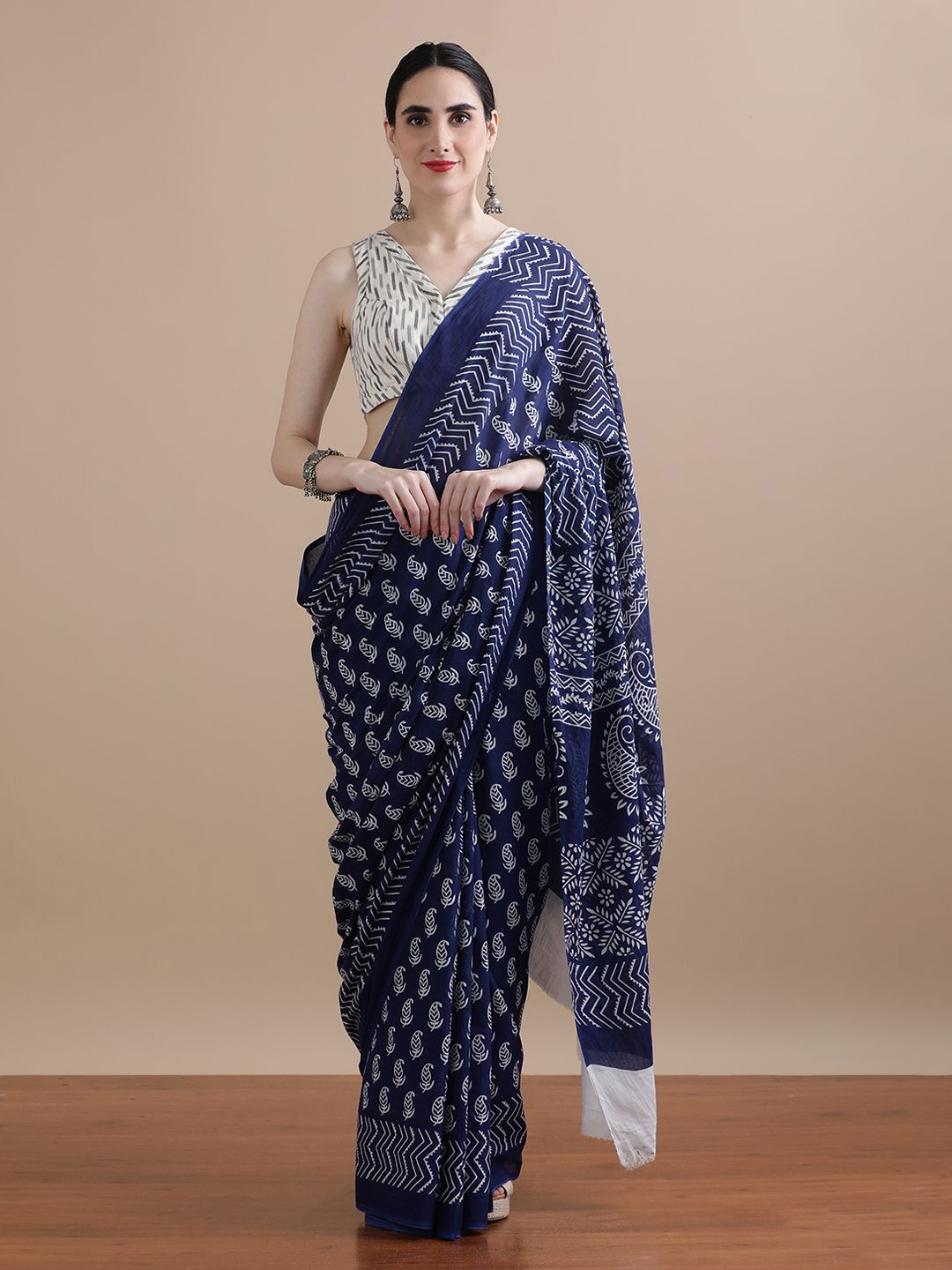 

Jaipur Kurti Paisley Pure Cotton Saree, Navy blue
