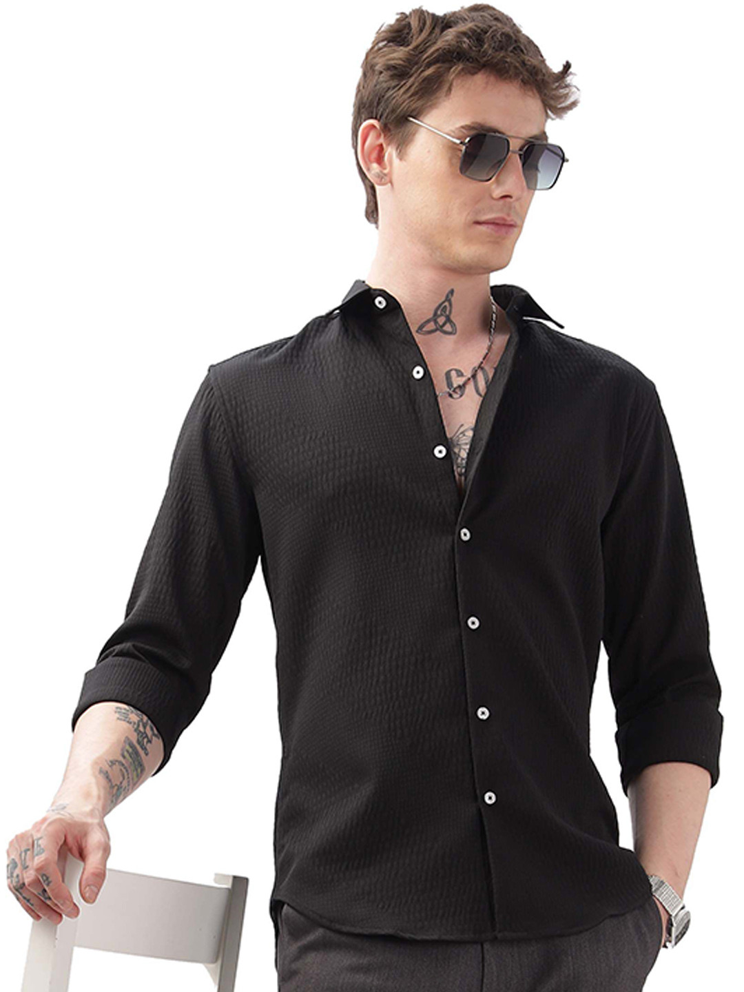 

ilyzly Men Standard Spread Collar Solid Cotton Casual Shirt, Black
