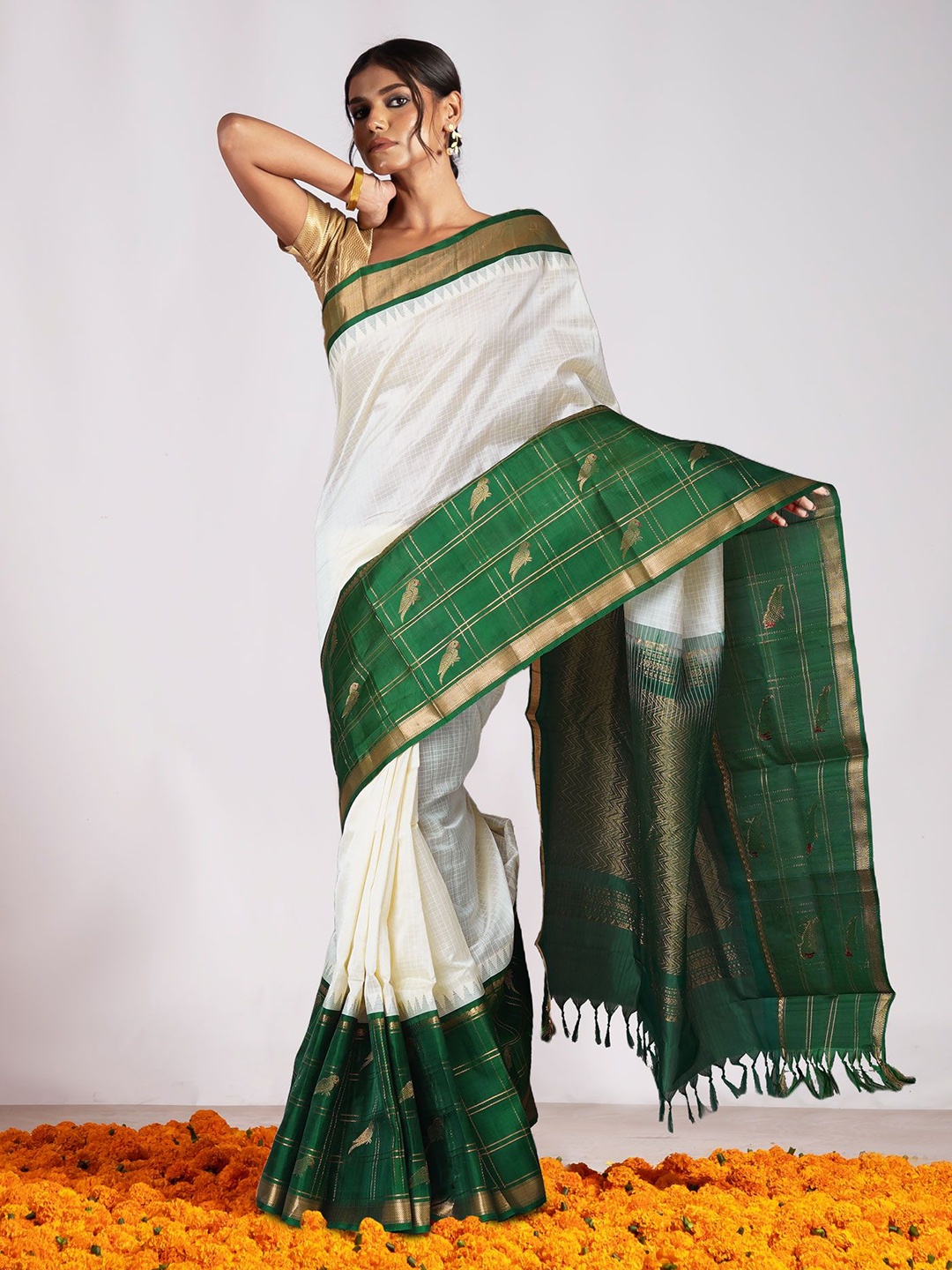 

Unnati Silks Woven Design Handloom Kanjeevaram Saree, Cream