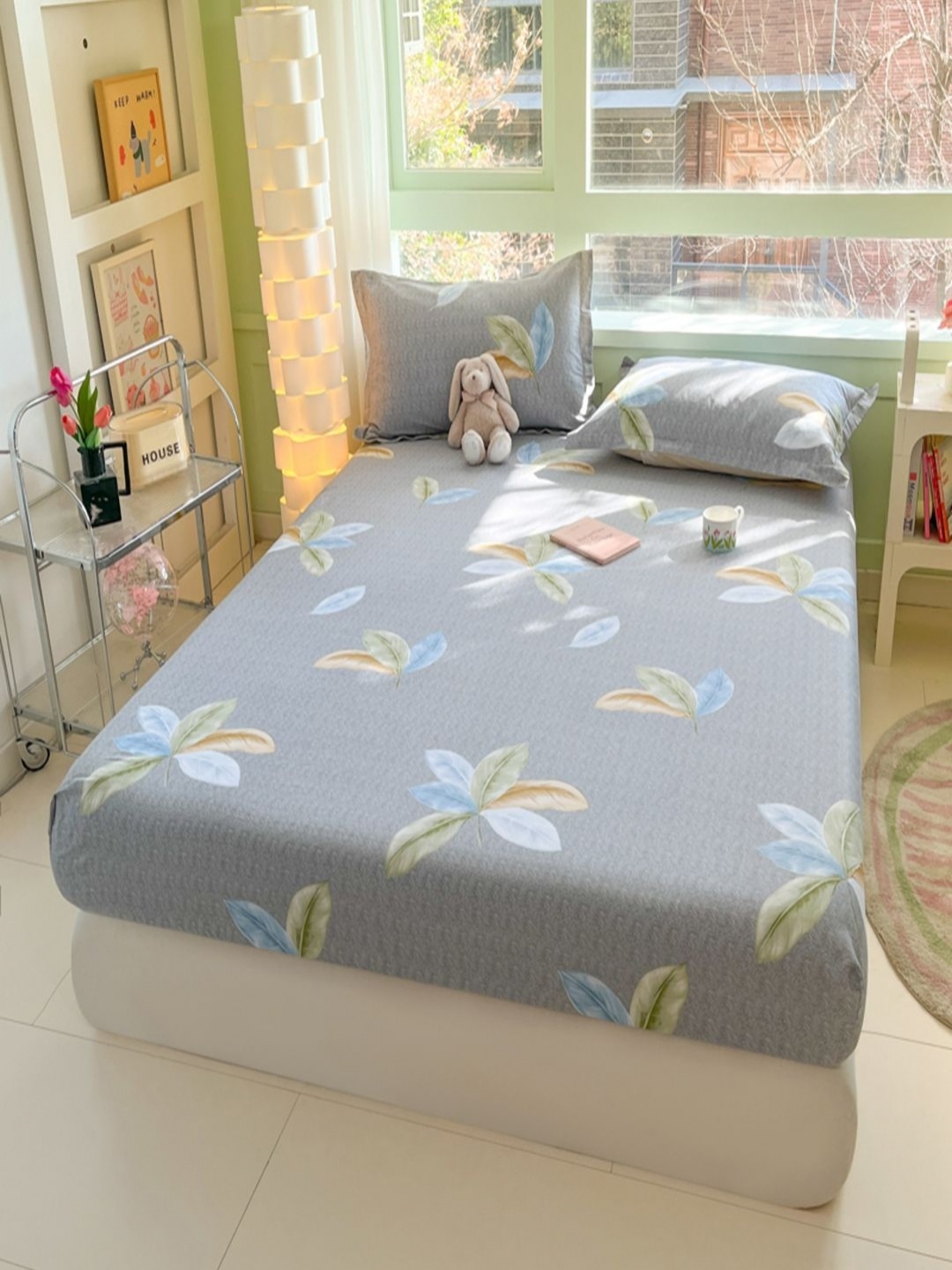 

JC HOME Grey & Blue Floral 220 TC Single Bedsheet with 1 Pillow Covers