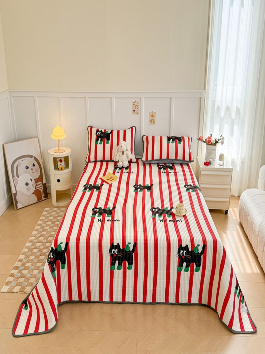 

JC HOME White & Red CartoonPrinted Pure Cotton Double Queen Bed Cover With 2 Pillow Covers