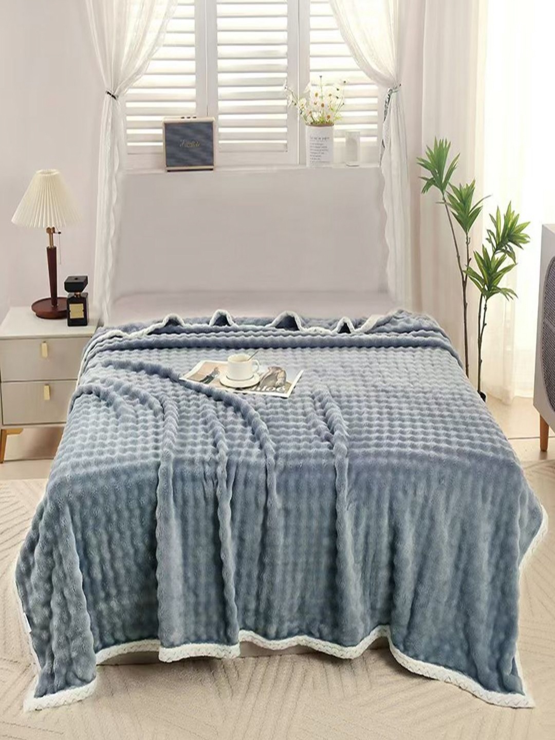 

JC HOME Blue & White AC Room 300 GSM Double Bed Blanket