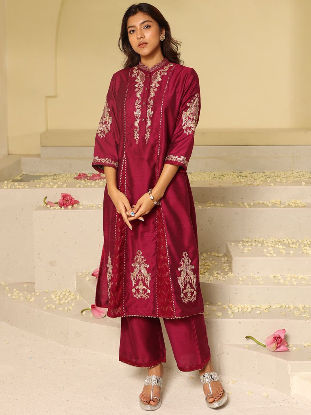 

Lakshita Floral Embroidered Panelled Gotta Patti Kurta with Trouser, Fuchsia