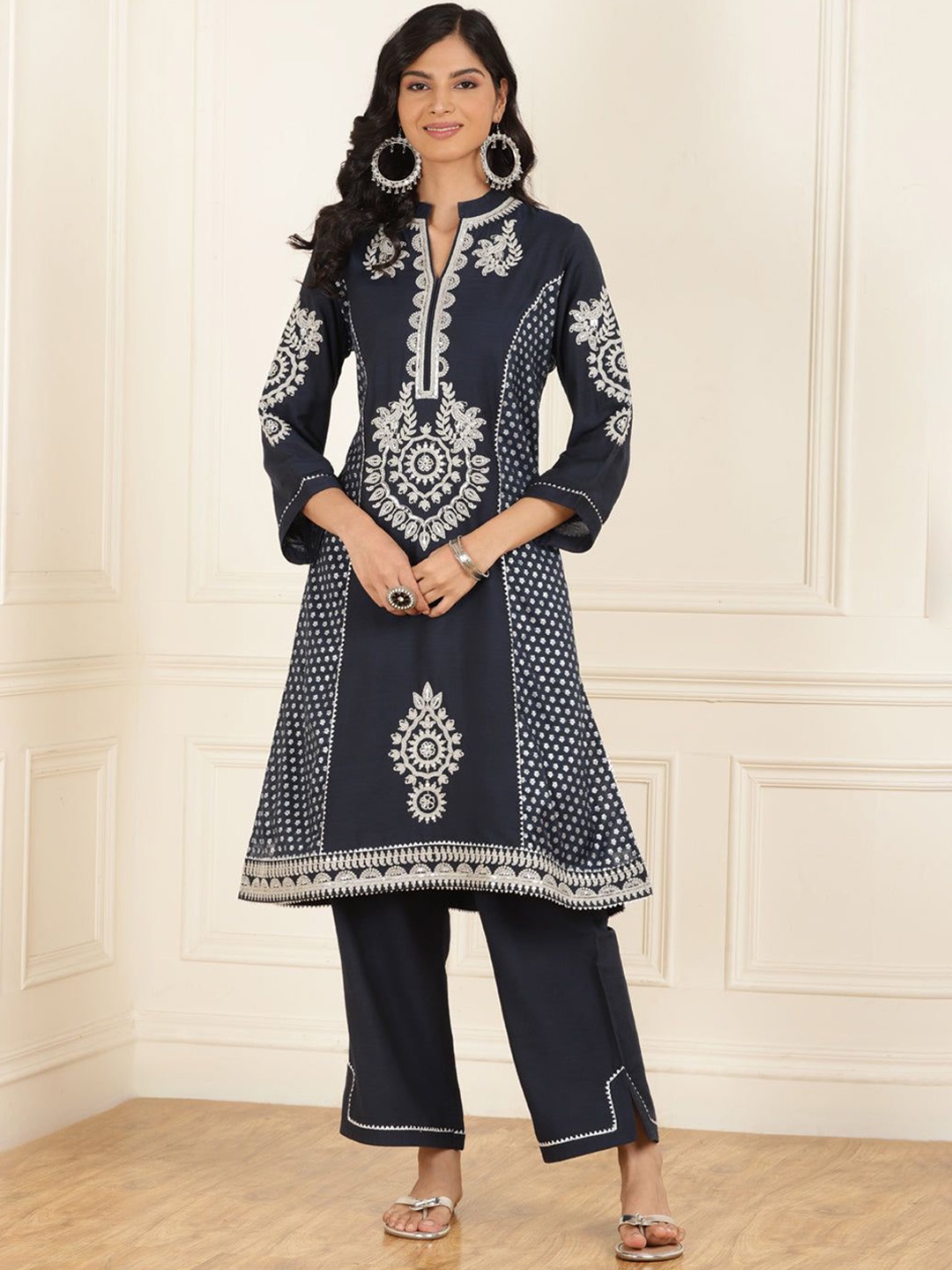 

Lakshita Floral Embroidered Chanderi Zardozi A-Line Kurta With Trousers, Navy blue