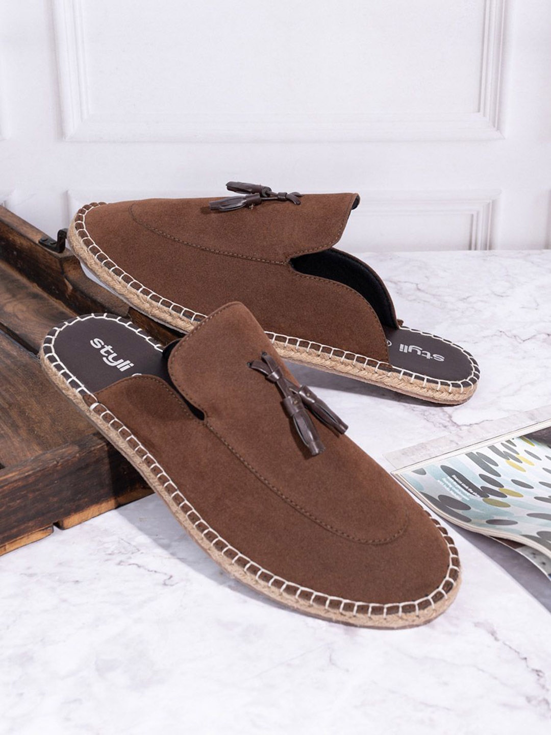 

Styli Men Brown Round Toe Comfort Insole Faux Suede Espadrilles With Tassel