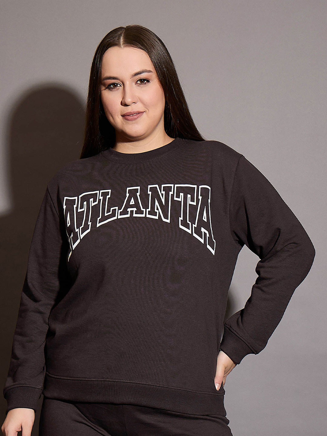 

SASSAFRAS Curve Women Printed Sweatshirt, Brown