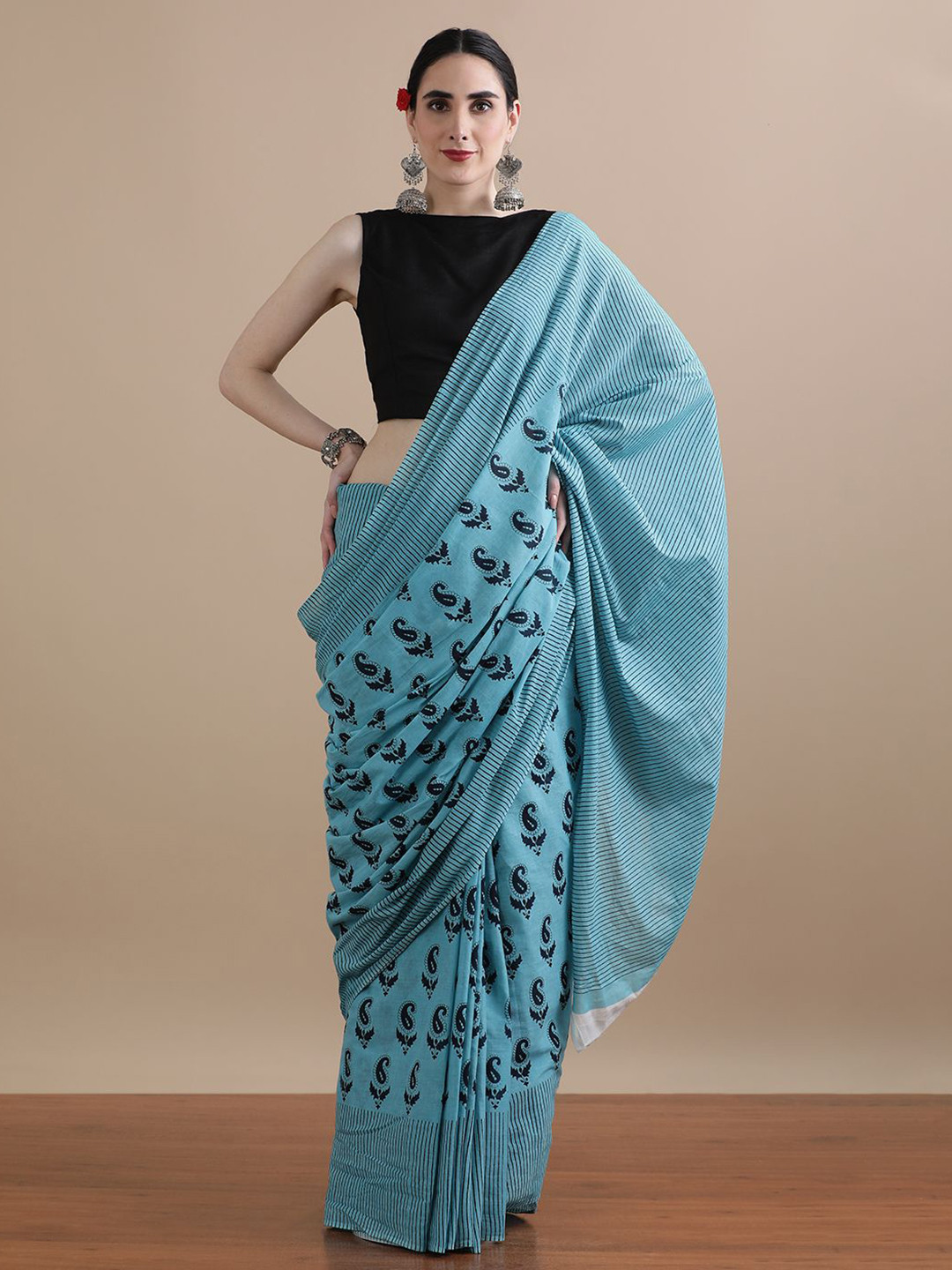 

Jaipur Kurti Mulmul Cotton Paisley Printed Saree, Blue