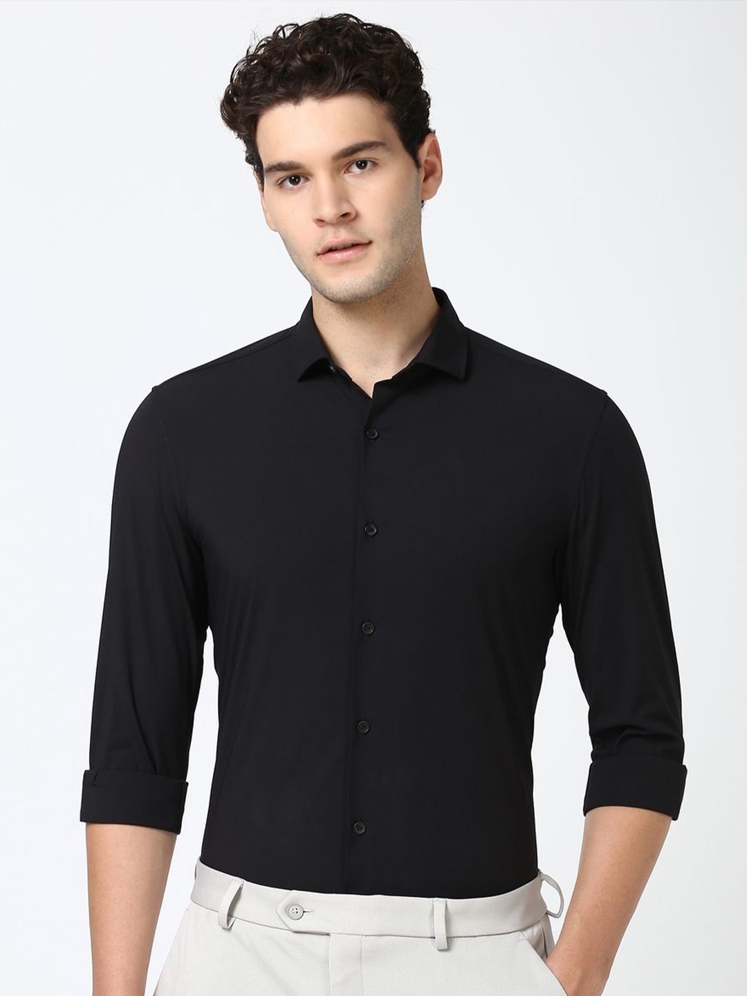 

Peter England Men Super Spread Collar Solid Slim Fit Casual Shirt, Black