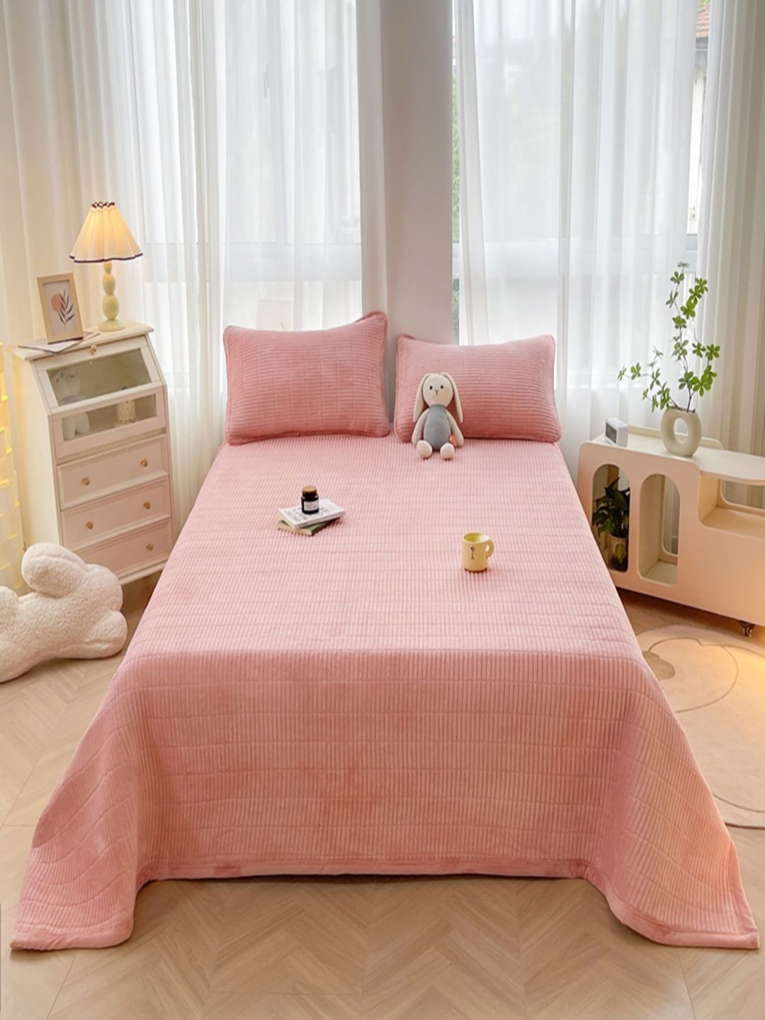 

JC HOME Pink Striped 162 TC Double King Bed Cover Set