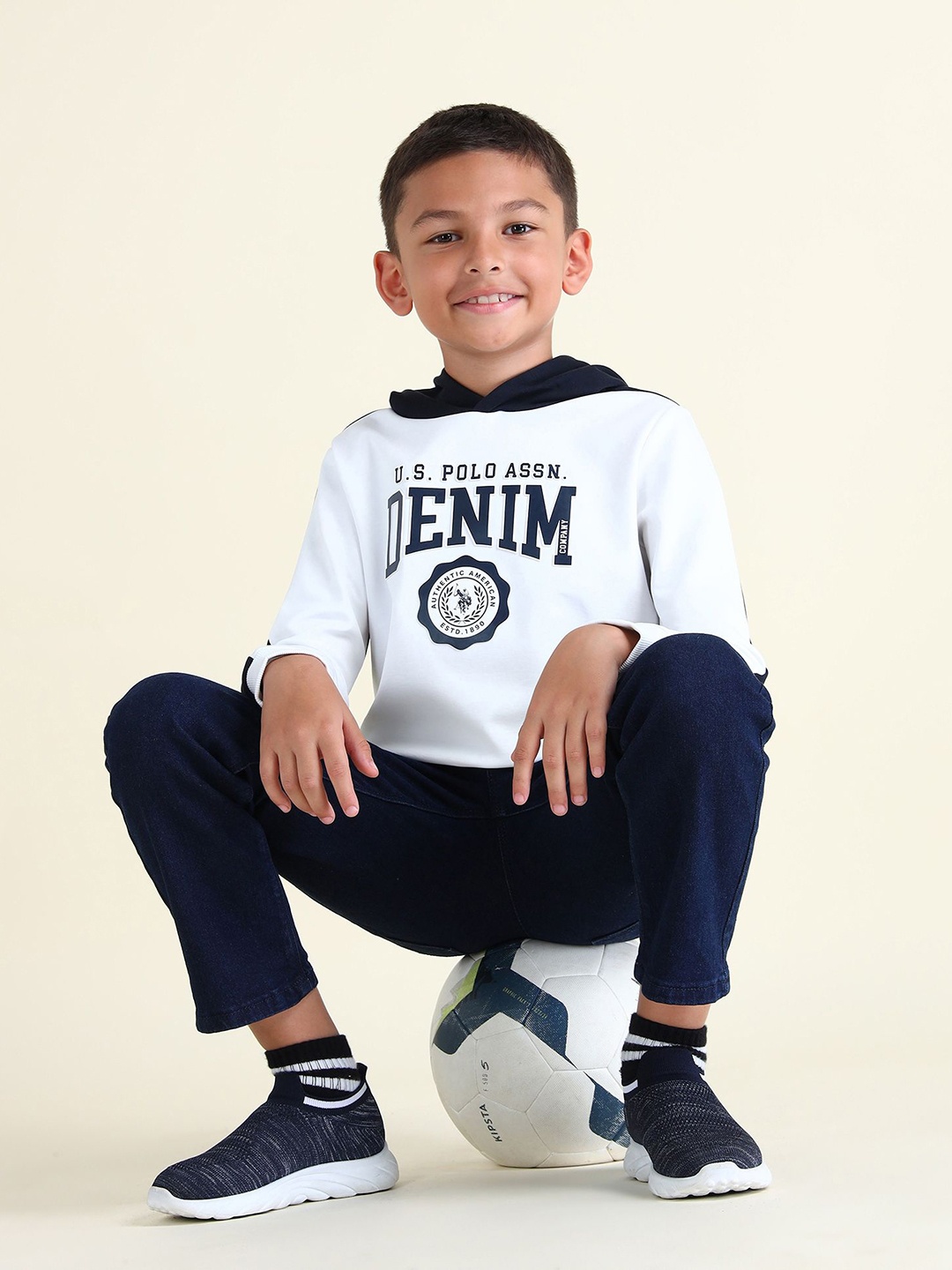 

U.S. Polo Assn. Kids Boys Colourblocked Hooded Long Sleeves Sweatshirt, White