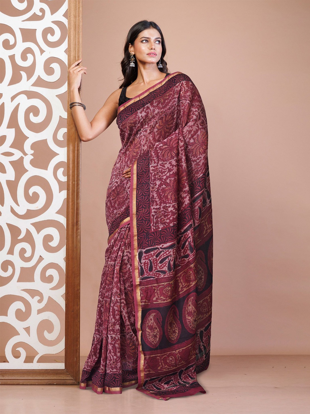 

Unnati Silks Printed Handloom Chanderi Saree, Red
