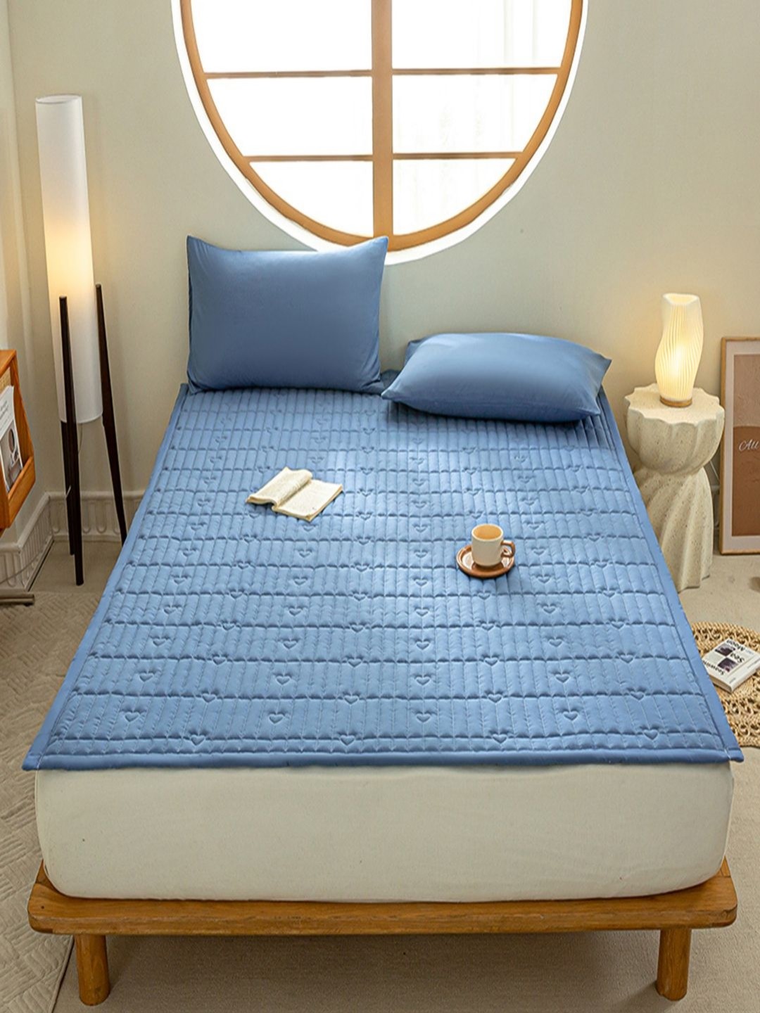 

JC HOME Blue Ethnic Motifs 160 TC King Bedsheet with 2 Pillow Covers