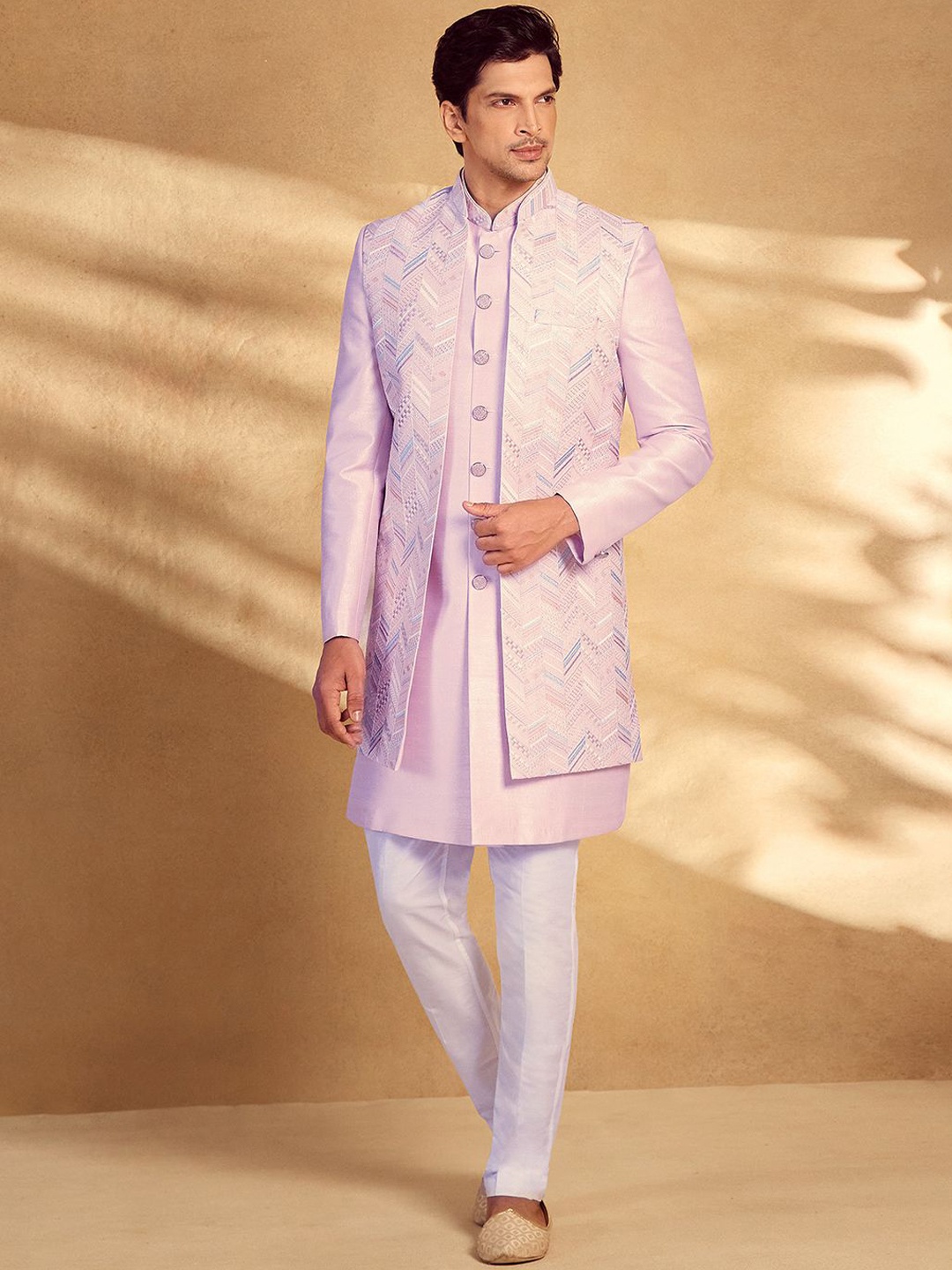 

Alaya Advani Men Chevron Embroidered Jacket Sherwani Set, Peach