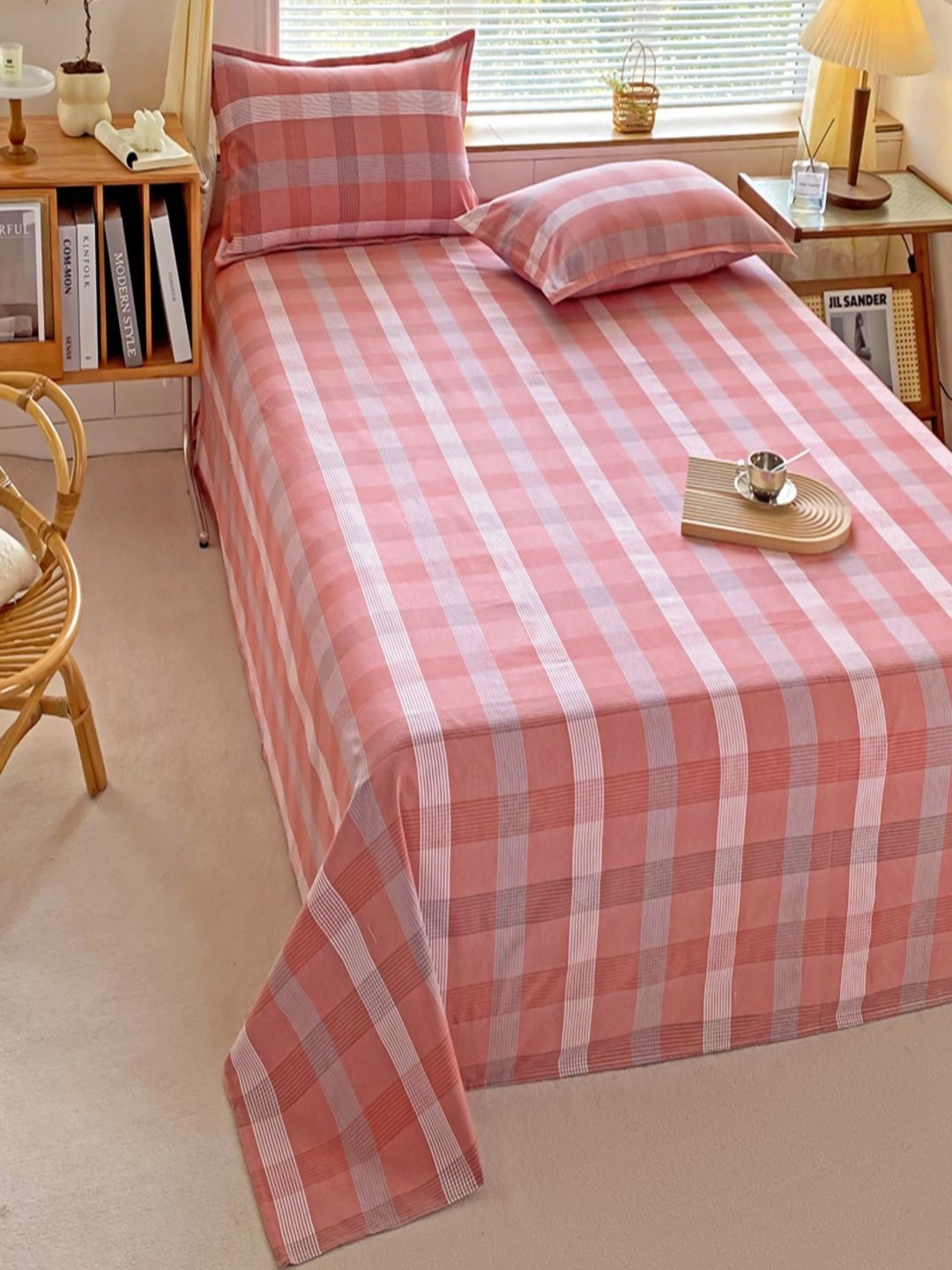 

JC HOME Pink & White Checked Pure Cotton 230 TC King Bedsheet Set 2.3 x 2 m