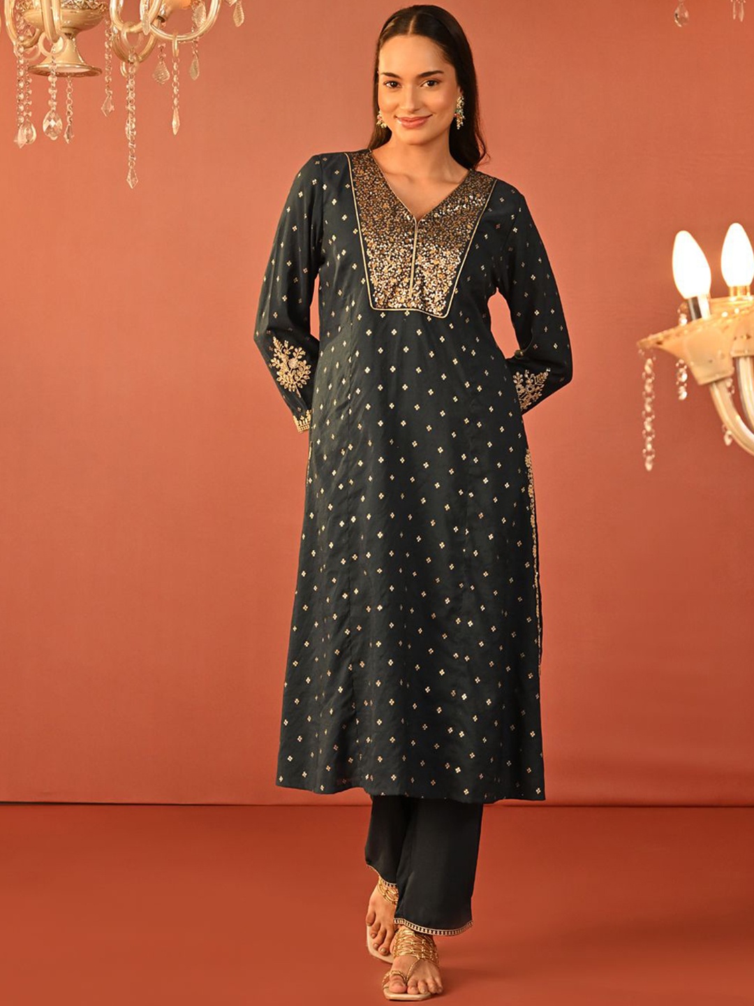 

Lakshita Embroidered Three Quarter Sleeve Tunic & Trouser Co-Ords, Blue
