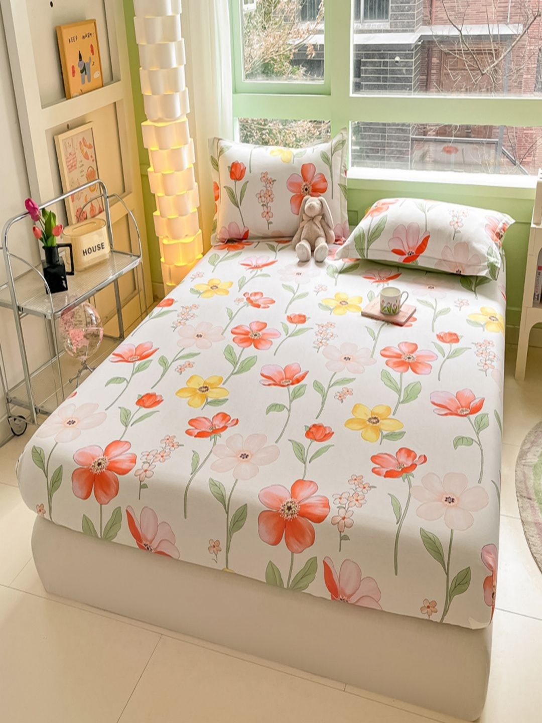 

JC HOME White & Red Floral 220 TC Single Bedsheet with 1 Pillow Covers