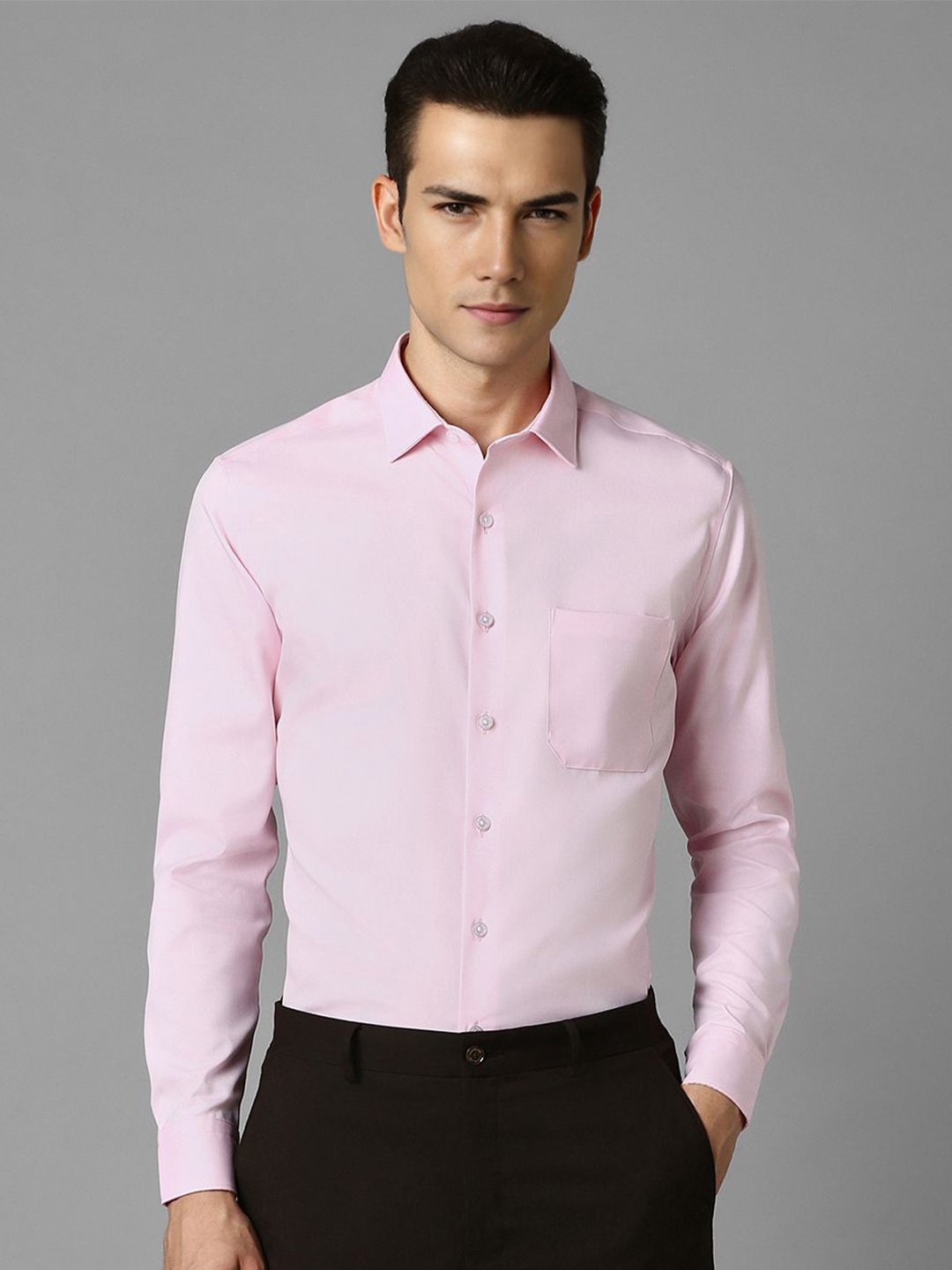 

Louis Philippe Men Spread Collar Solid Cotton Slim Fit Formal Shirt, Pink