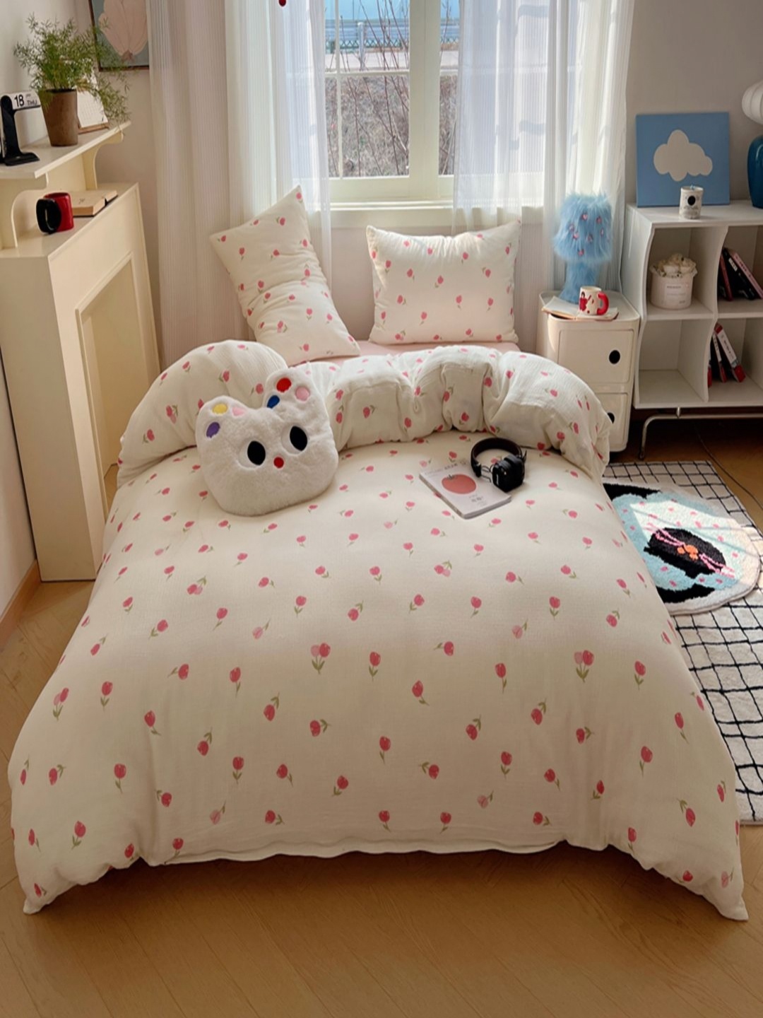 

JC HOME Pink & White 3 Pieces Floral Single Regular Bedding Set