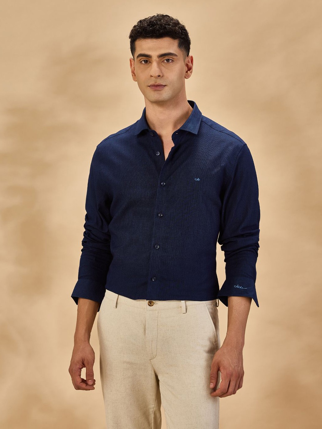 

Aldeno Men Standard Spread Collar Solid Linen Slim Fit Casual Shirt, Navy blue