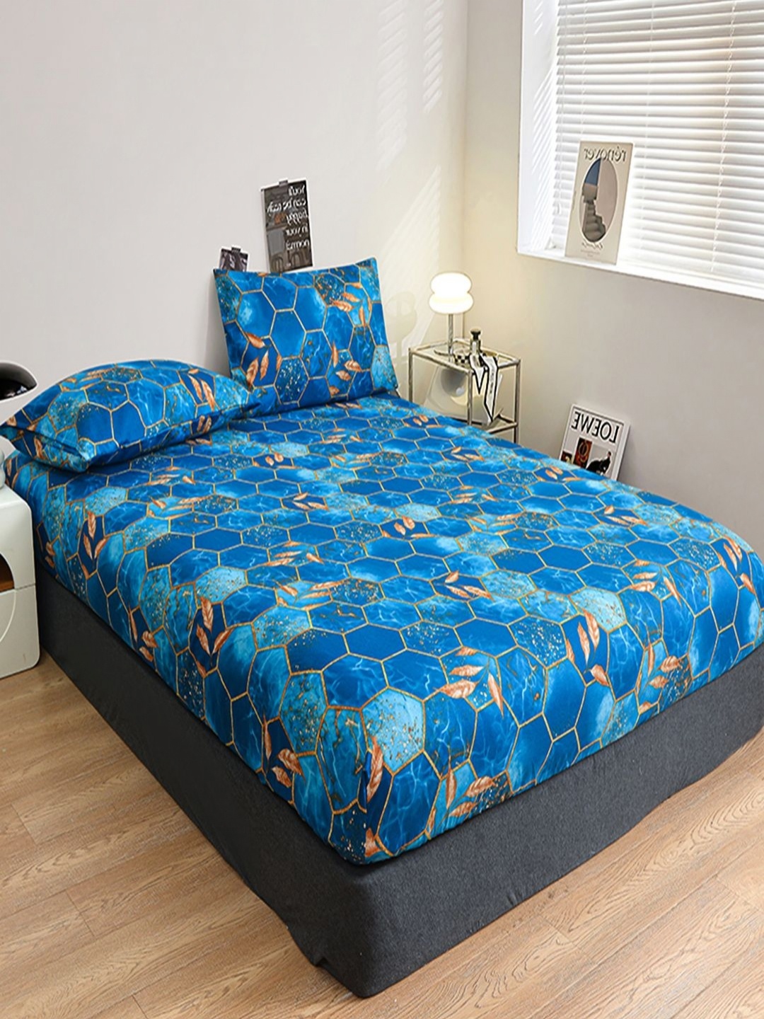 

JC HOME Blue & Brown Floral 140 TC Single Bedsheet with 1 Pillow Covers